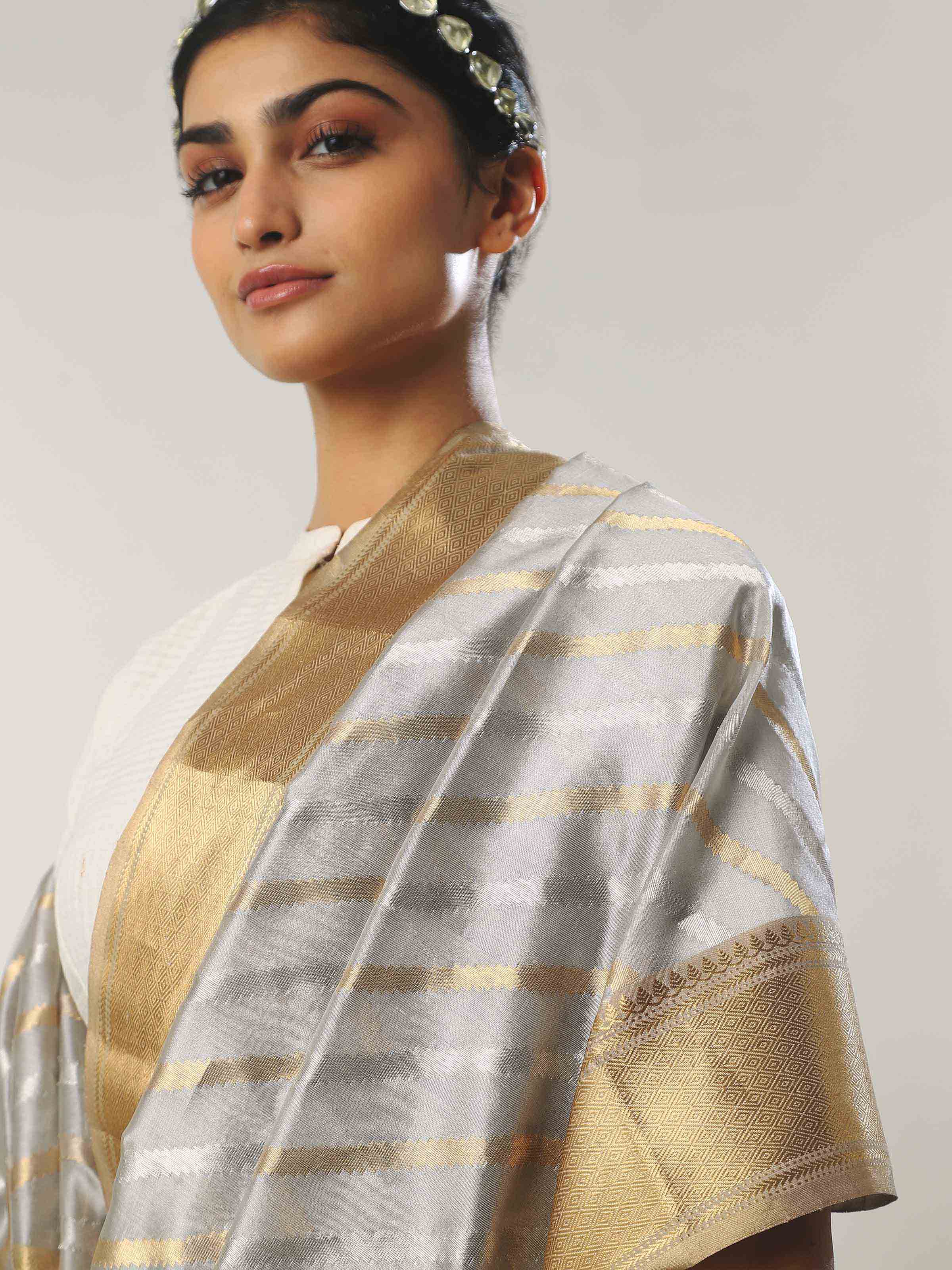 Detailed side view of grey cotton silk Chanderi saree showcasing craftsmanship