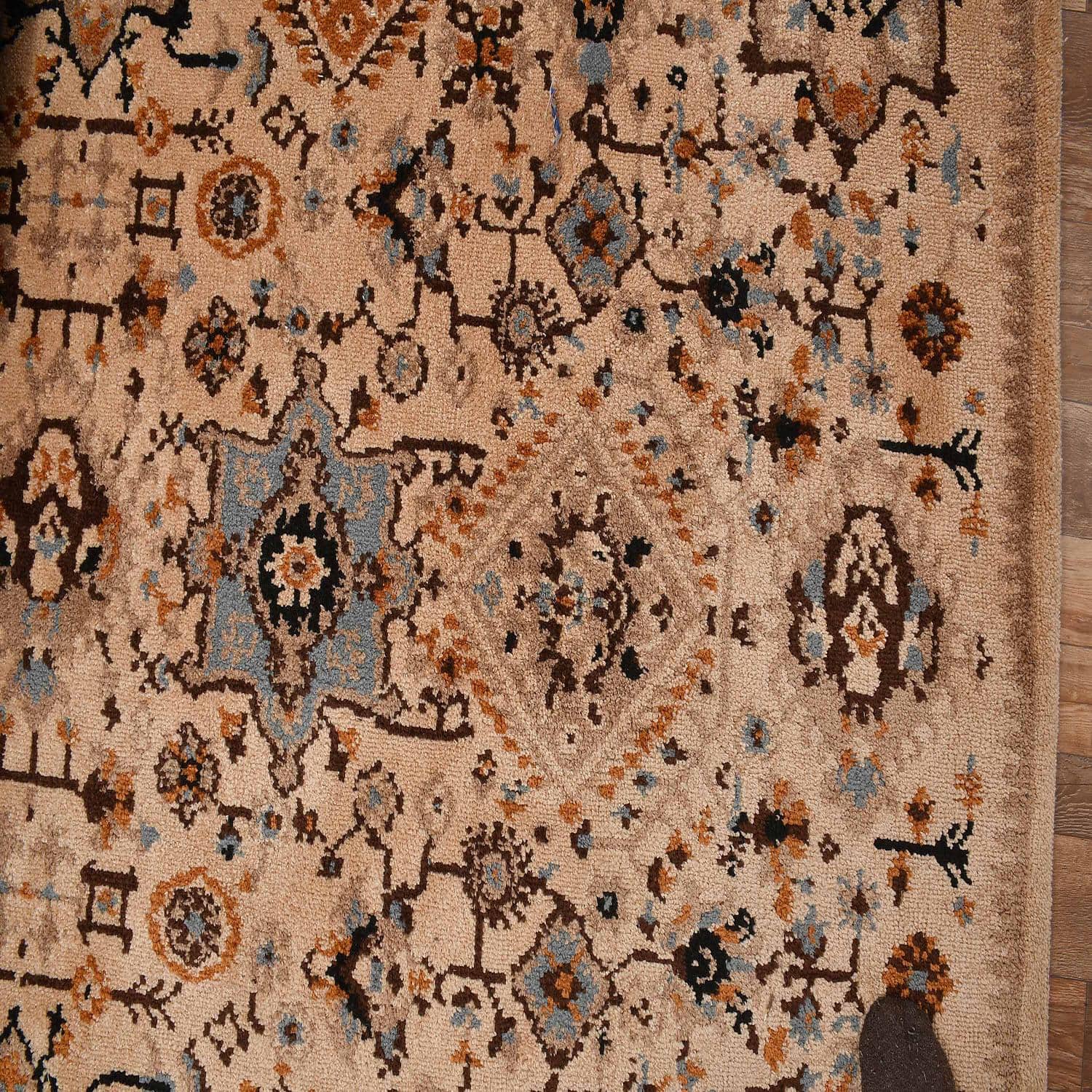 Multicolor Traditional Machine Made Polyester 3 X 5 Feet Carpet