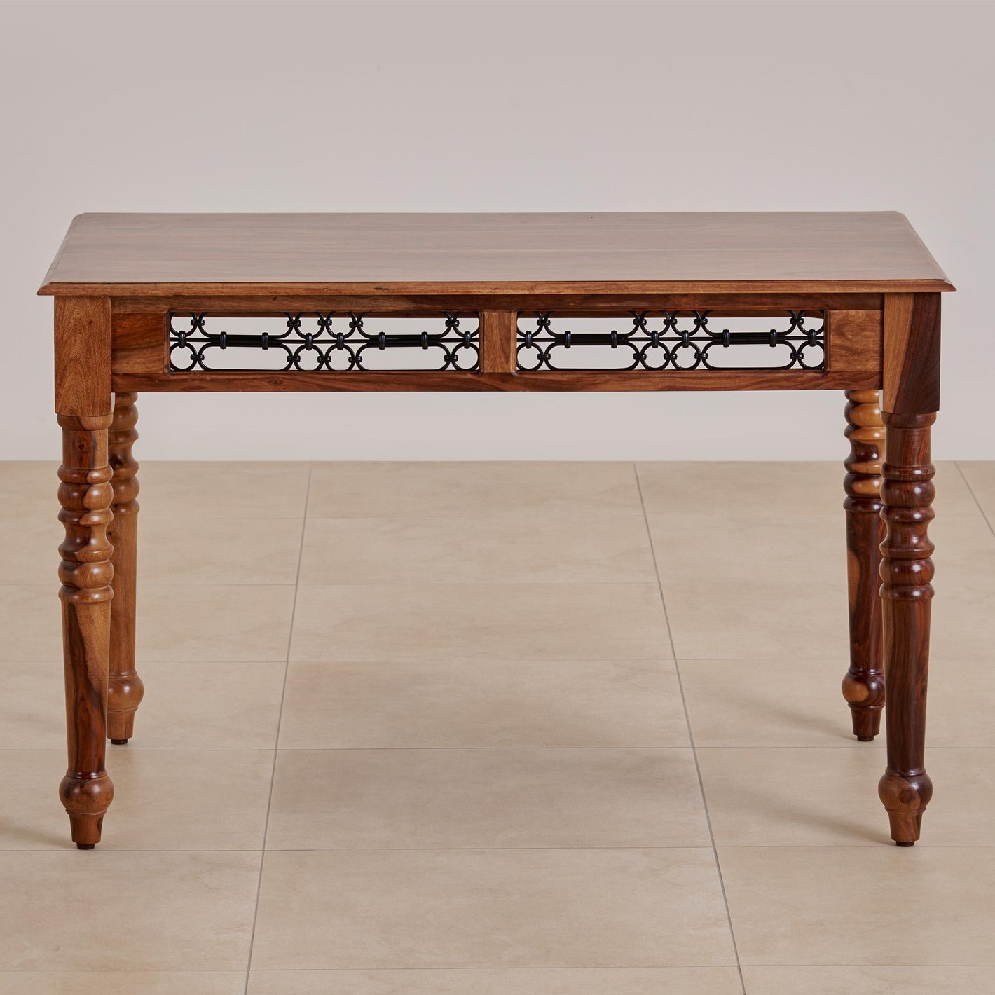 Earth 4 Seater Dinning Table in Honey Finish