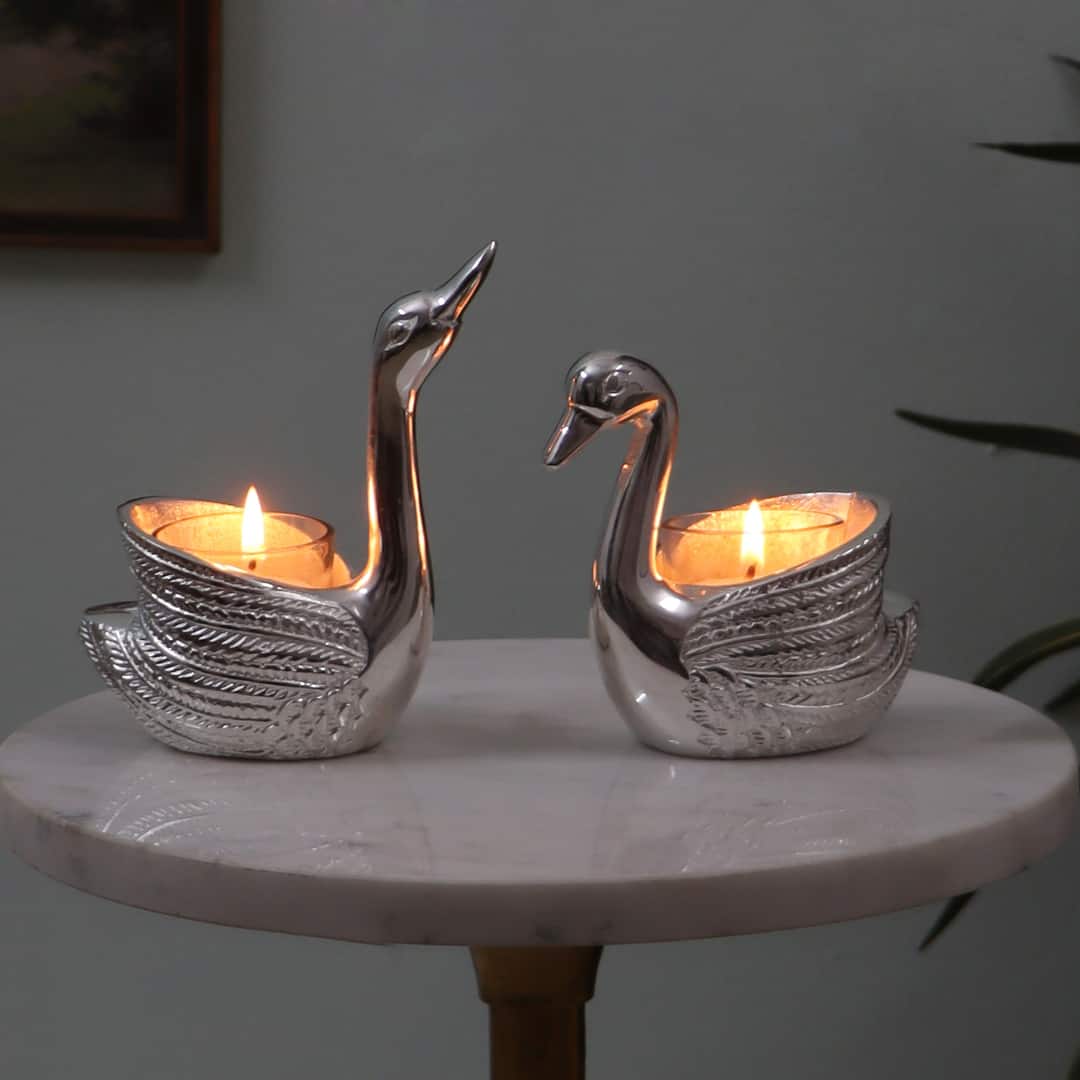 Swan Tealight Holder Set In Silver Colour