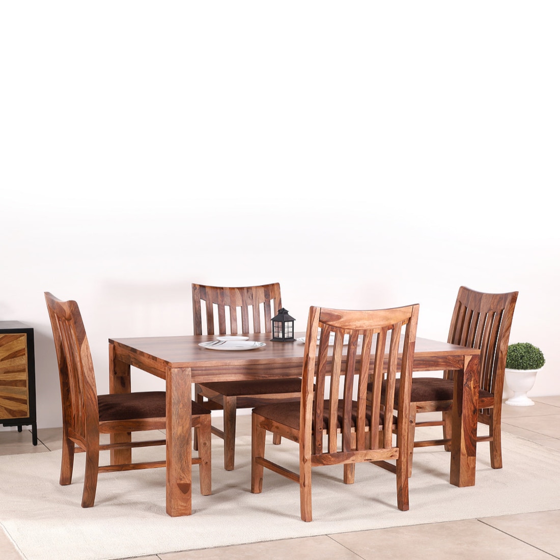 Moon Sheesham Wood 4 Seater Dining Set In Rustic Teak Teak Finish