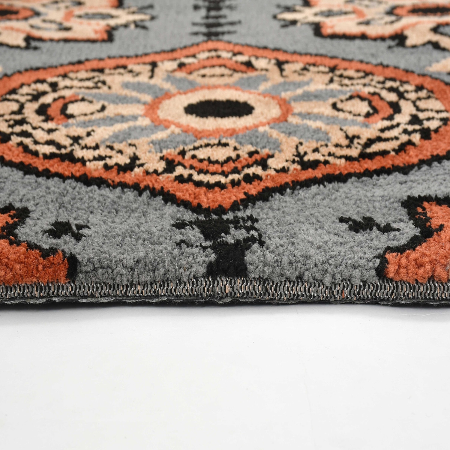 Multicolor Traditional Machine Made Polyester 3 X 5 Feet Carpet