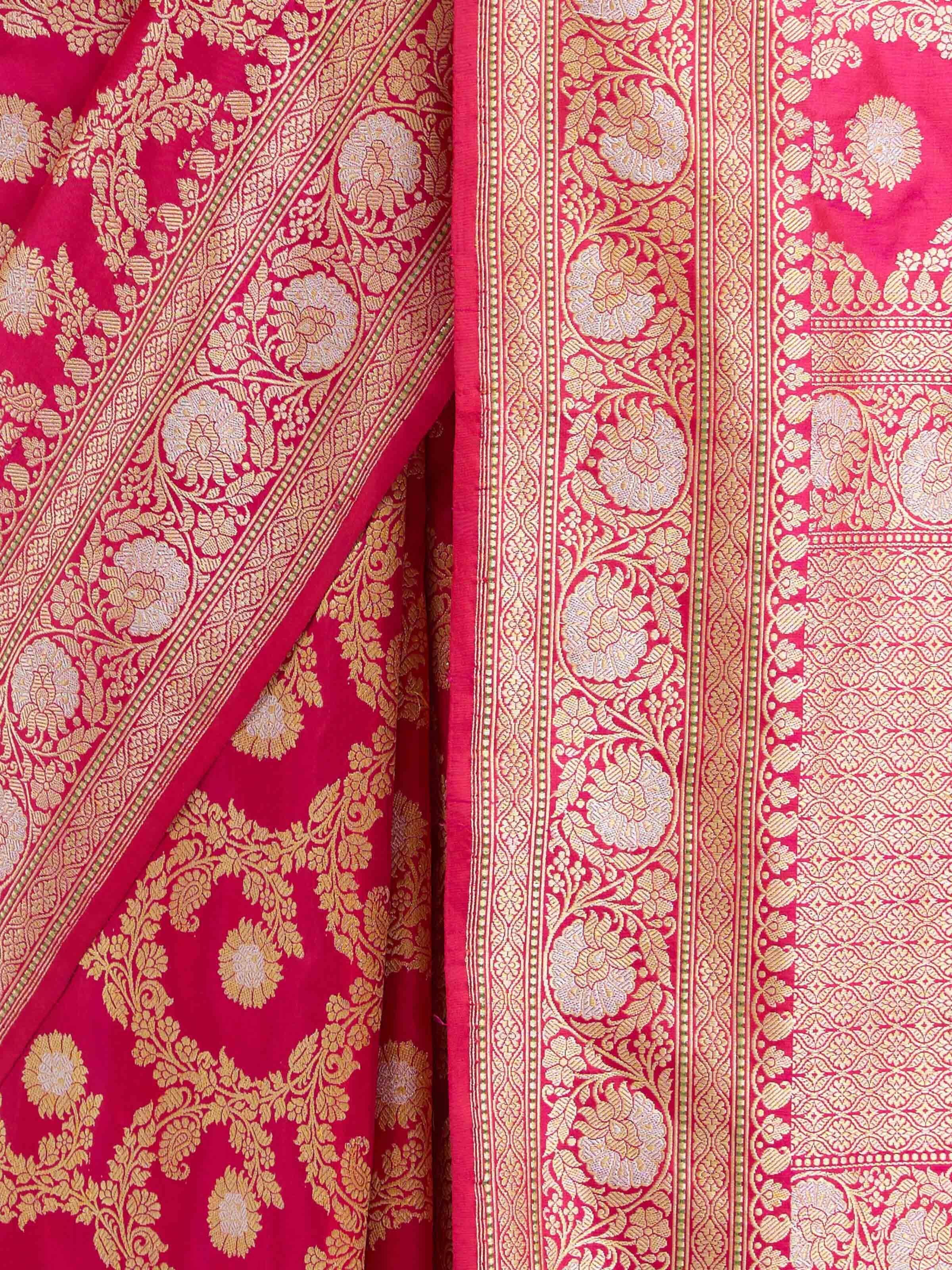 detail view of pink banarasi kadhwa silk saree pattern