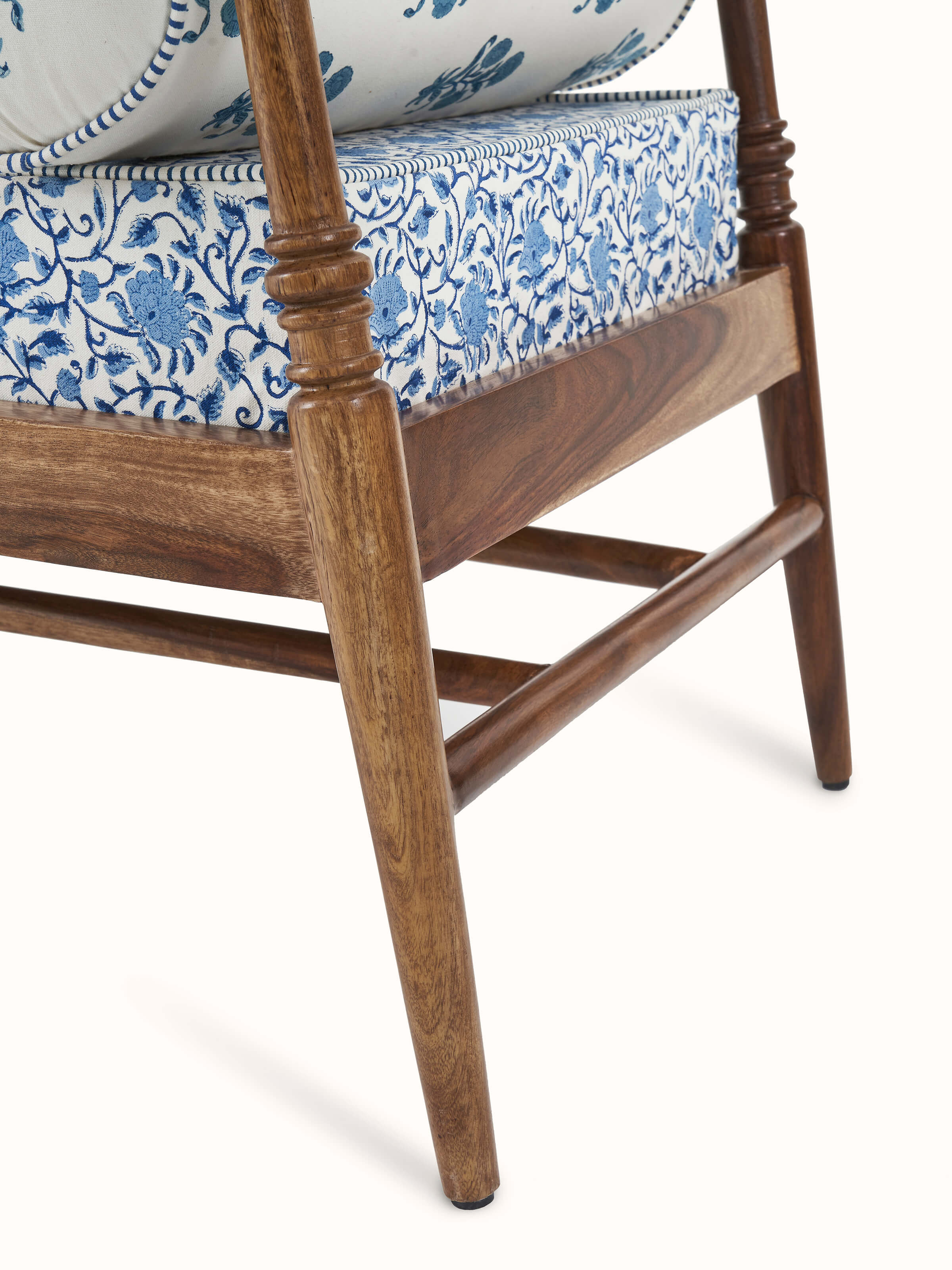 Top view of the Sheesham wood bench displaying the Sanganeri block print and slanted leg design