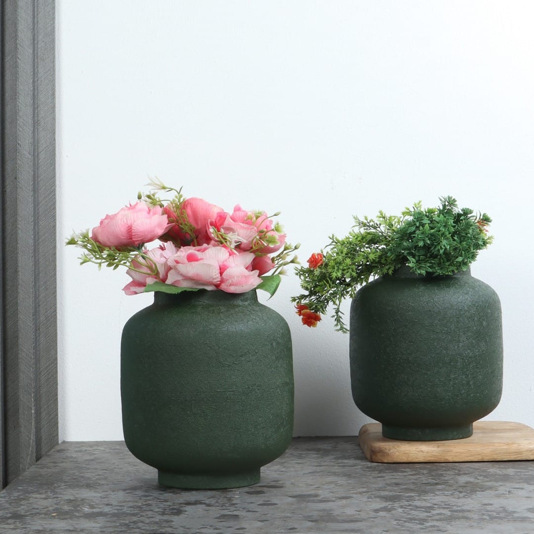 Textured Flower Pot Set Of 2 In Green Colour