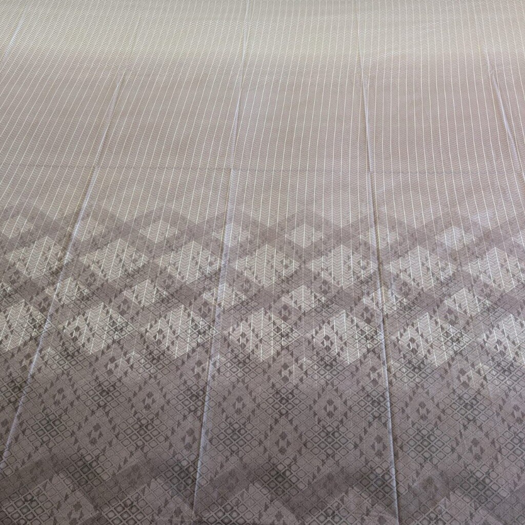 Multicolor Mulberry Shade Abstract 400 TC Cotton Flat Super King Size Bedsheet With 2 Pilllow Covers