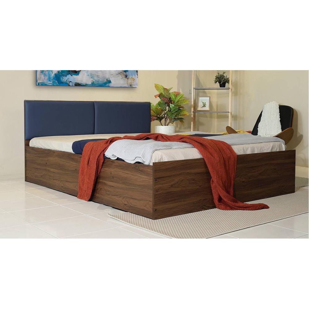 Lush Queen Bed Design 11