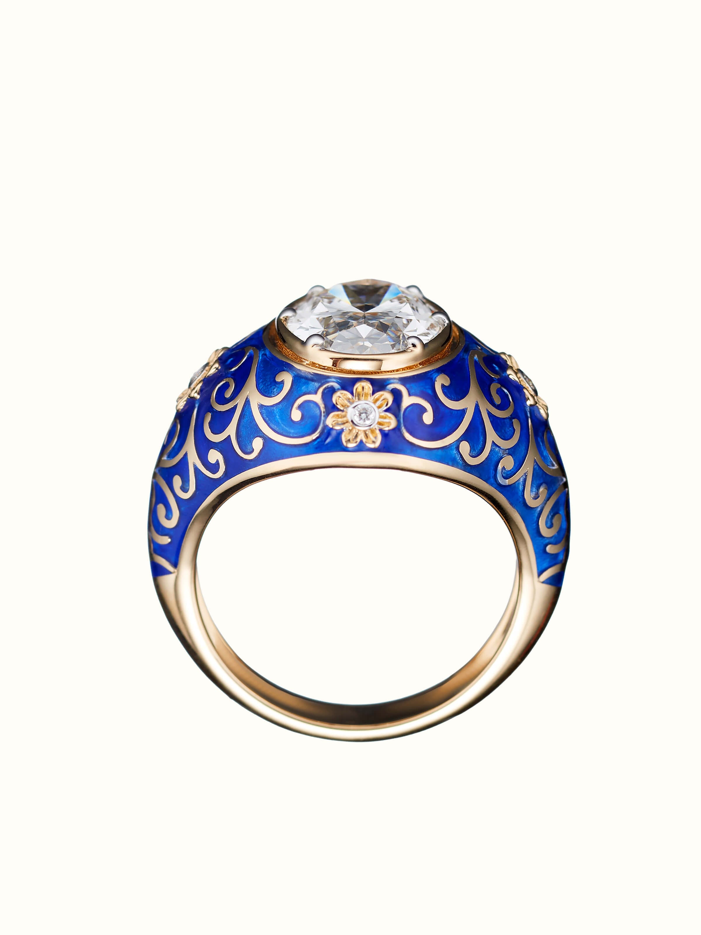 back view of open setting 14 karat gold ring