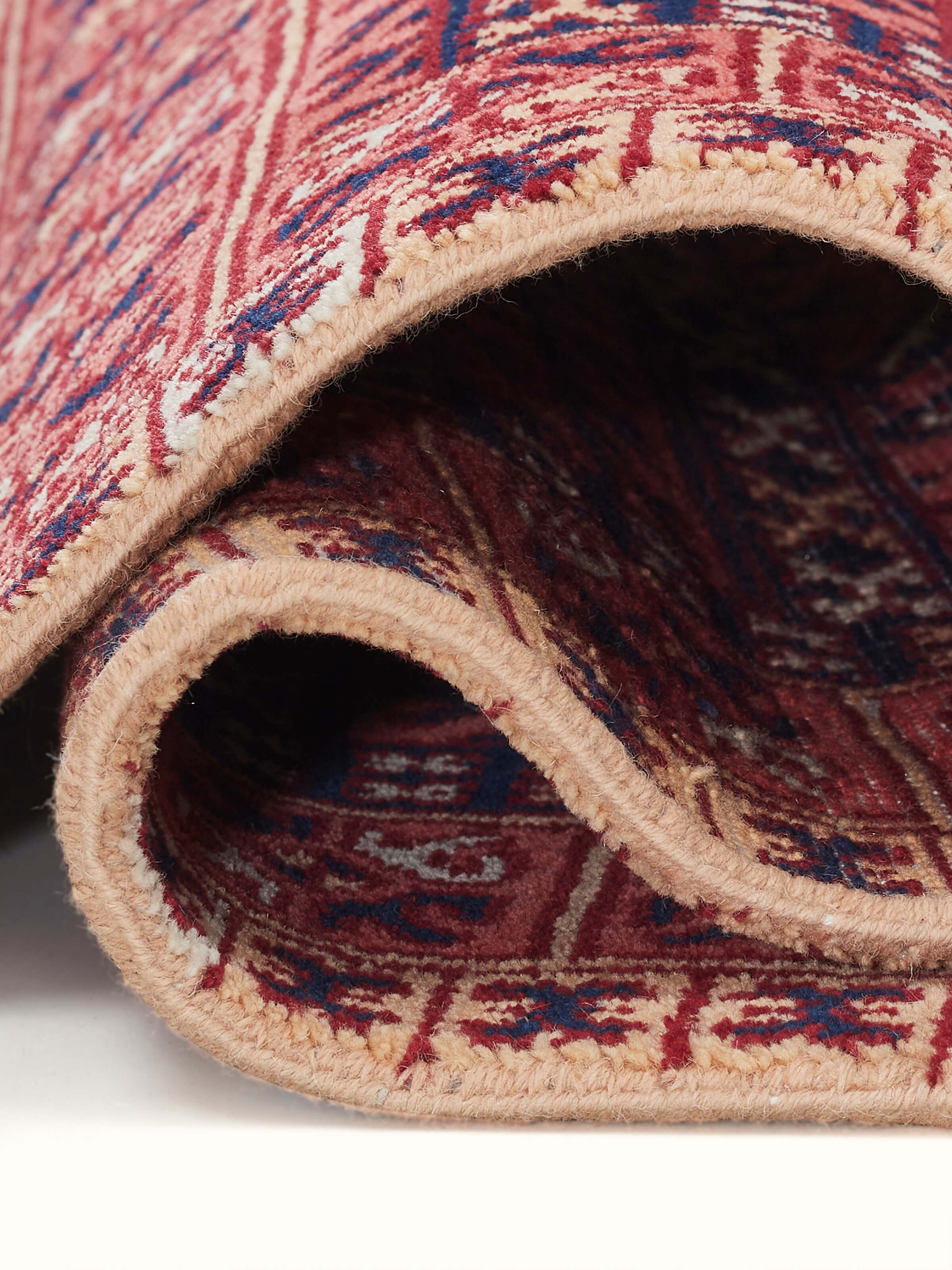 Angled shot showing the runner’s thickness and fine craftsmanship