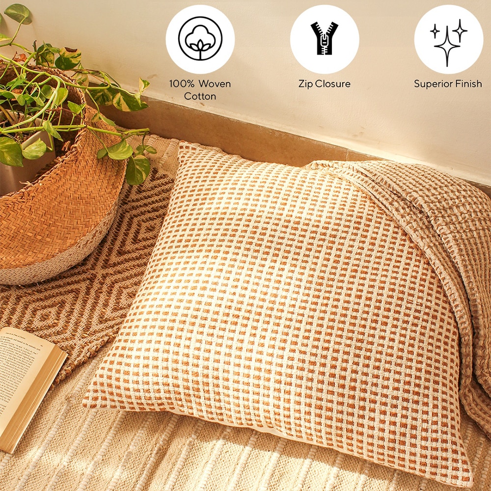 Girnar Set Of 2 Cushion Covers With Brown Colour