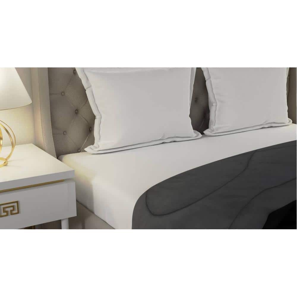 Falguni 
Black-Grey Solid 250 Gsm Microfiber Single Bed Comforter