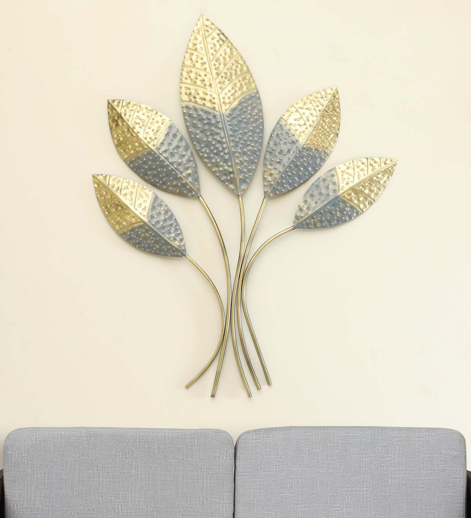 W-Ehaan Abstract Metal Wall Decor in Multicolor Set of 1 - Vedas Exports