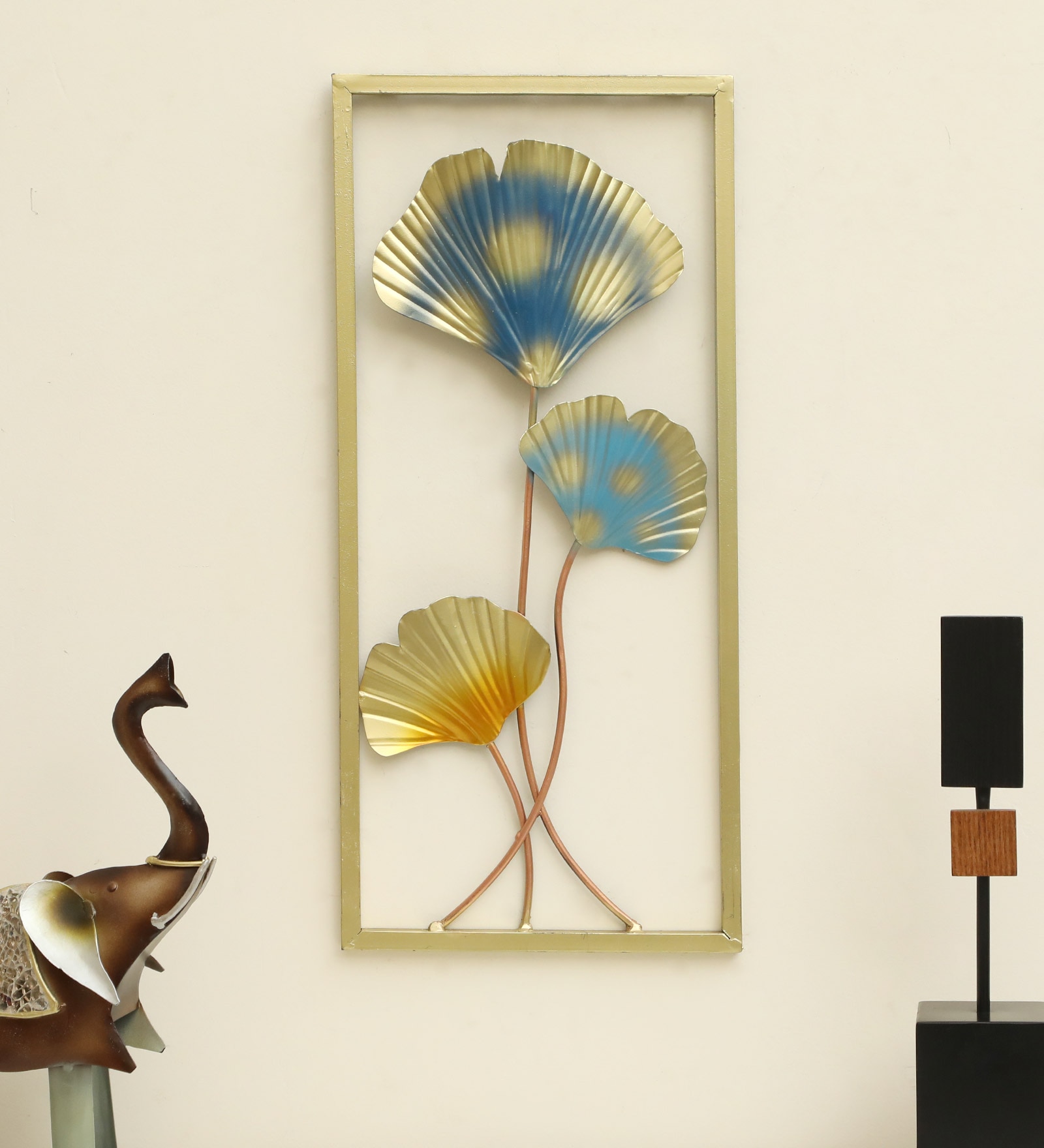 Boca Abstract Metal Wall Decor in Multicolor Set of 1 - Vedas Exports