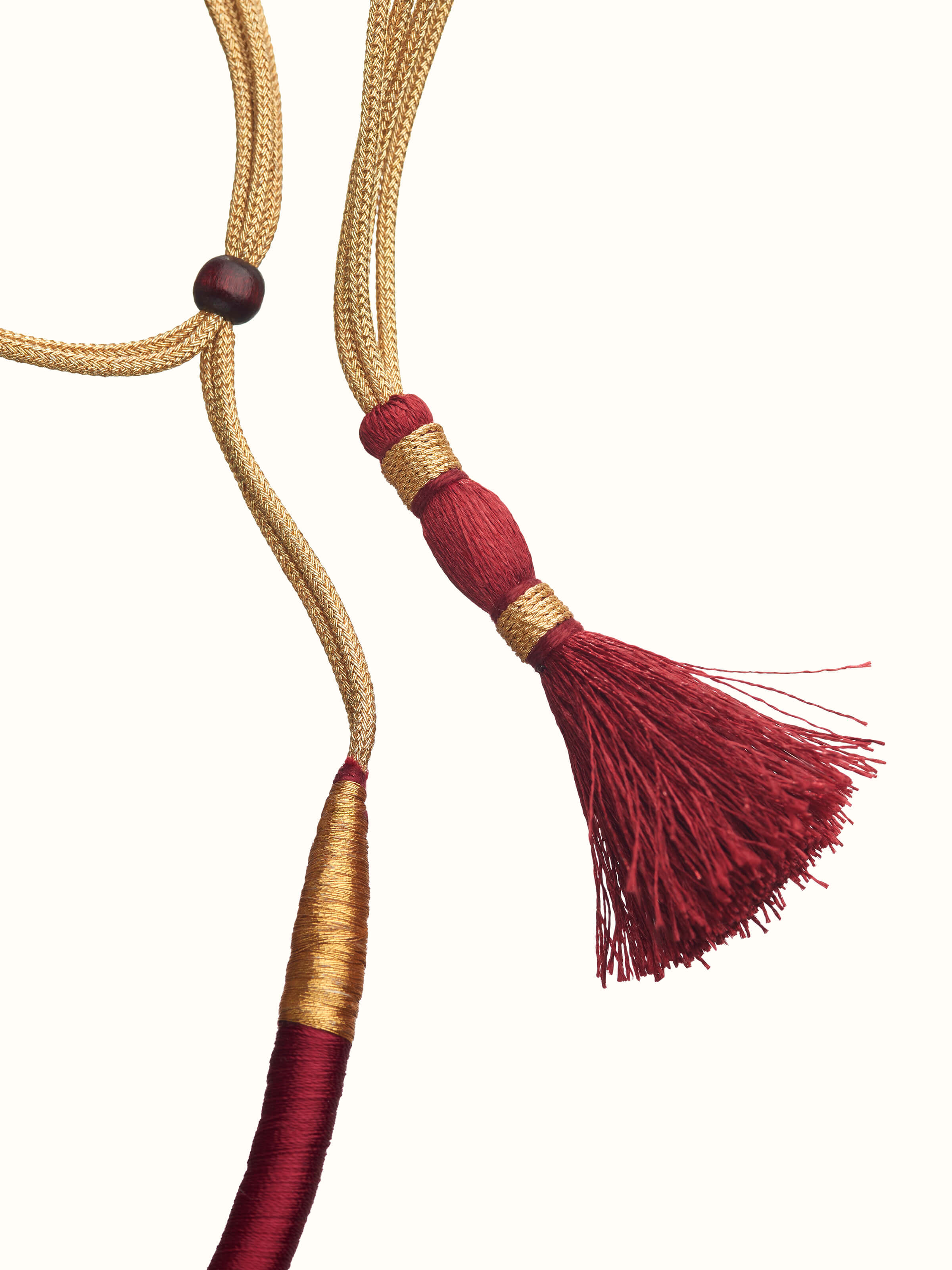 Thushi 22 Karat Gold Collar Necklace