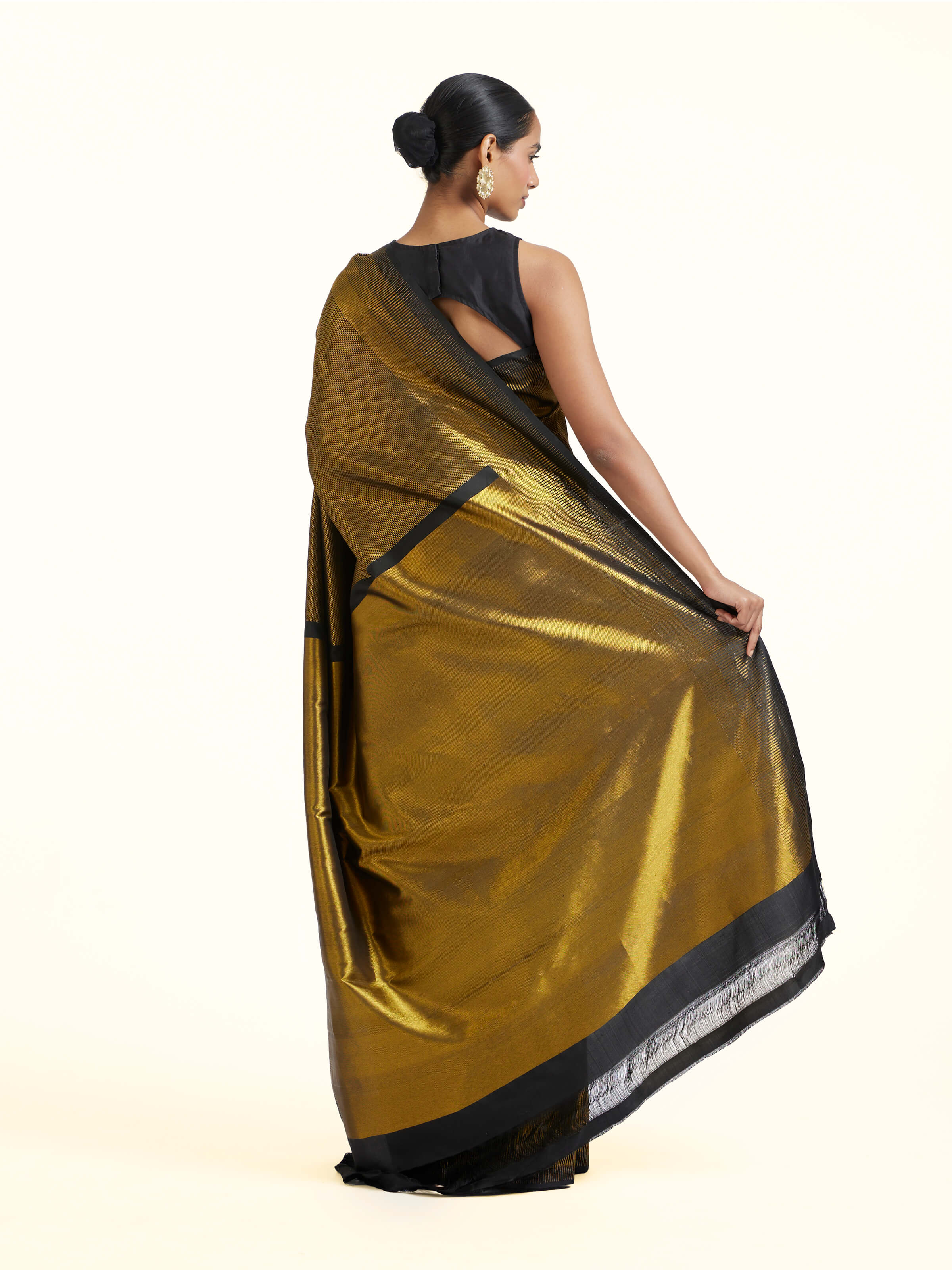 Gold Silk Handloom Zari Saree