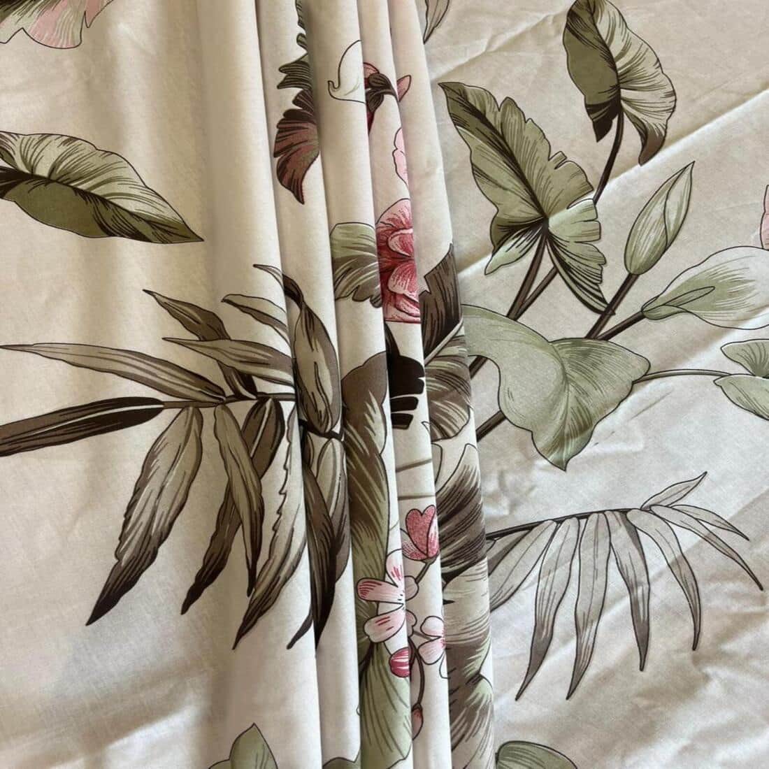 Threads Silky Touch Camri Series Premium Super King Size Flat Bedsheet 275 x 275 cms