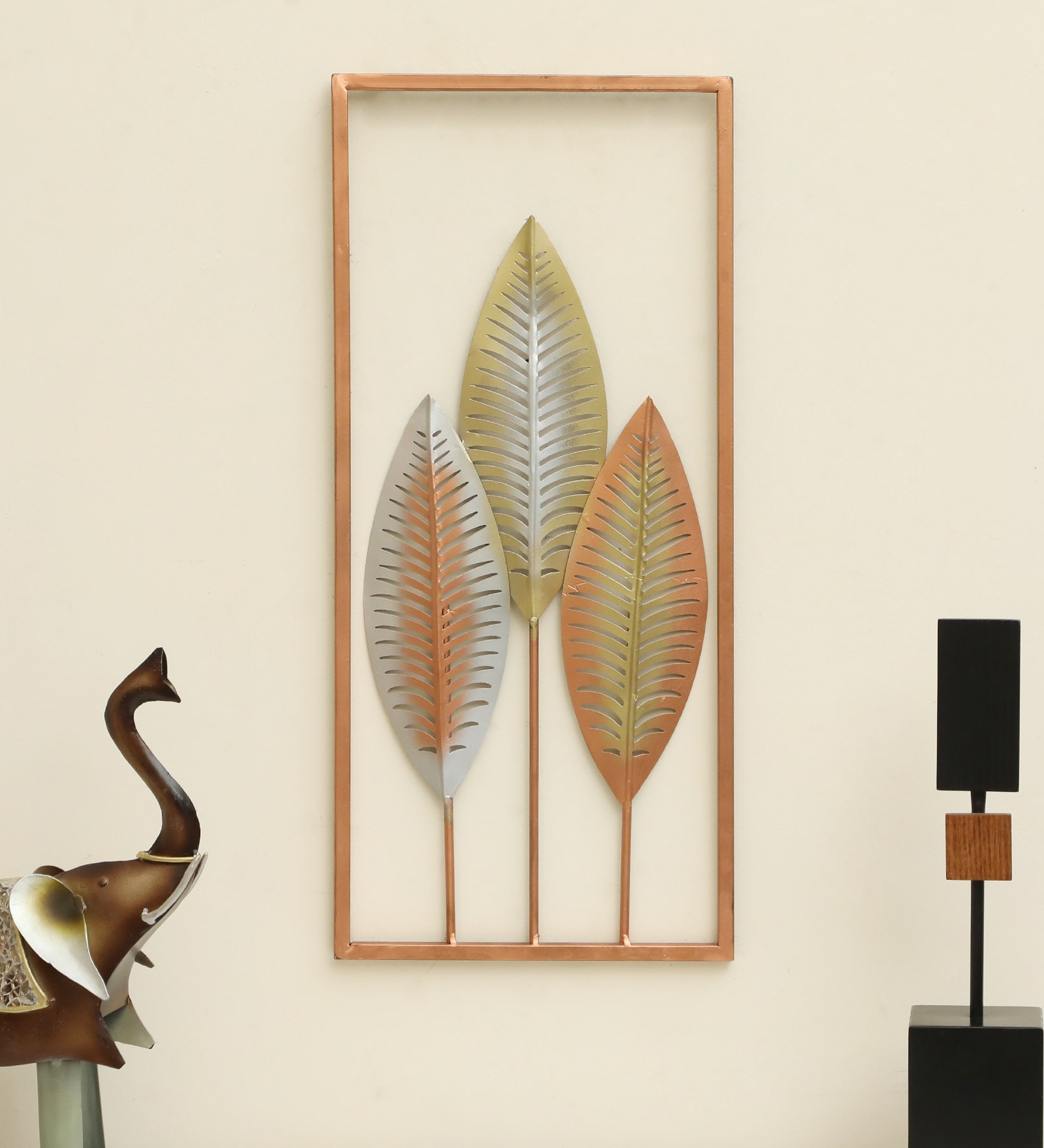 Grace Abstract Metal Wall Decor in Multicolor Set of 1 - Vedas Exports