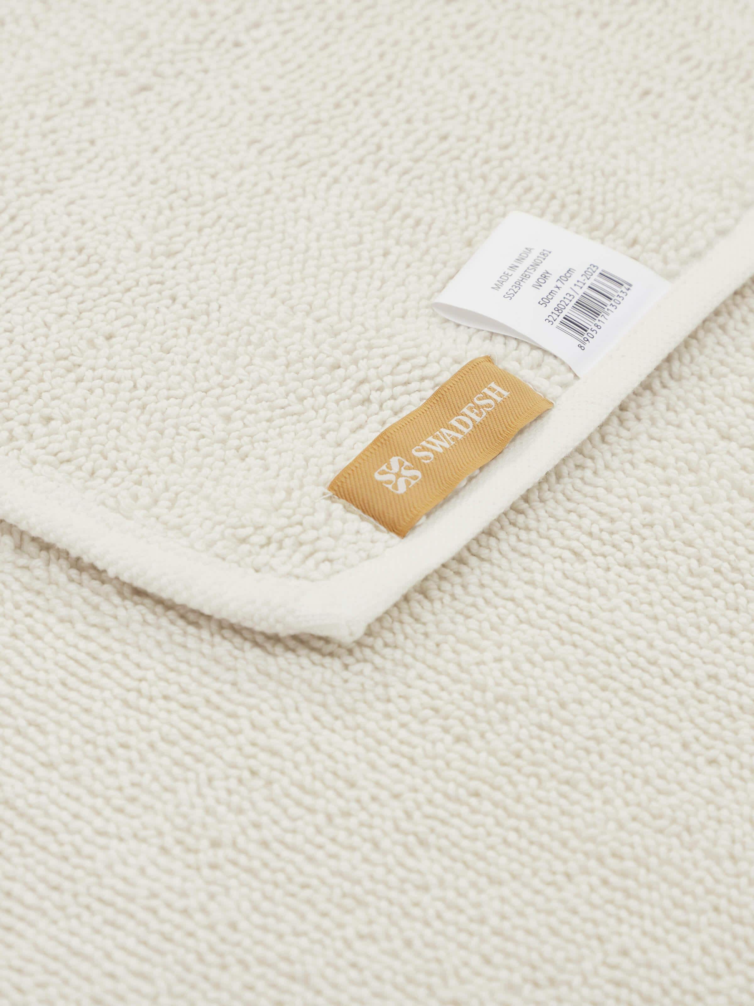 Nityam Solid Ivory Cotton Bath Mat