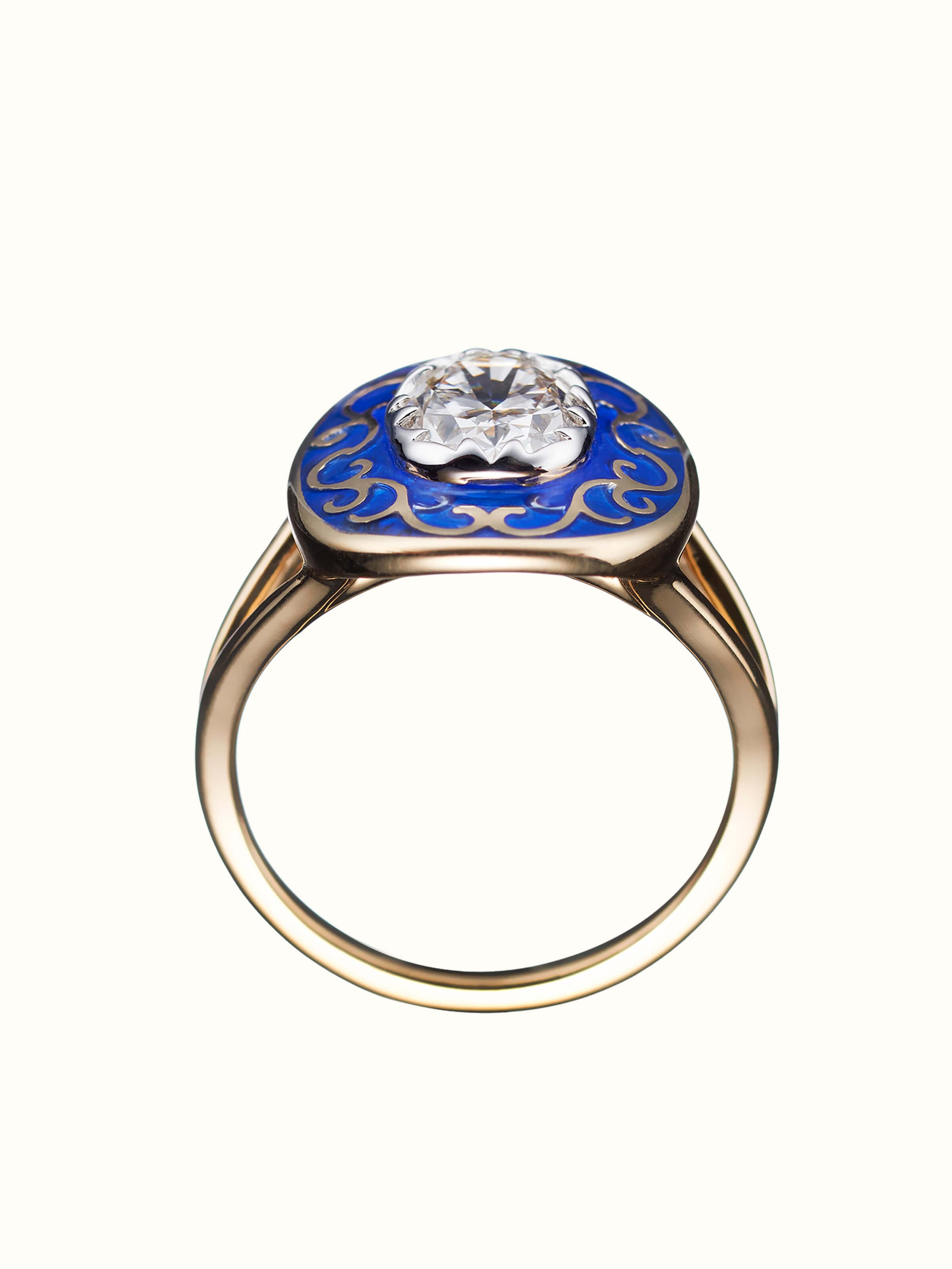 back view of jadau 14 karat gold ring