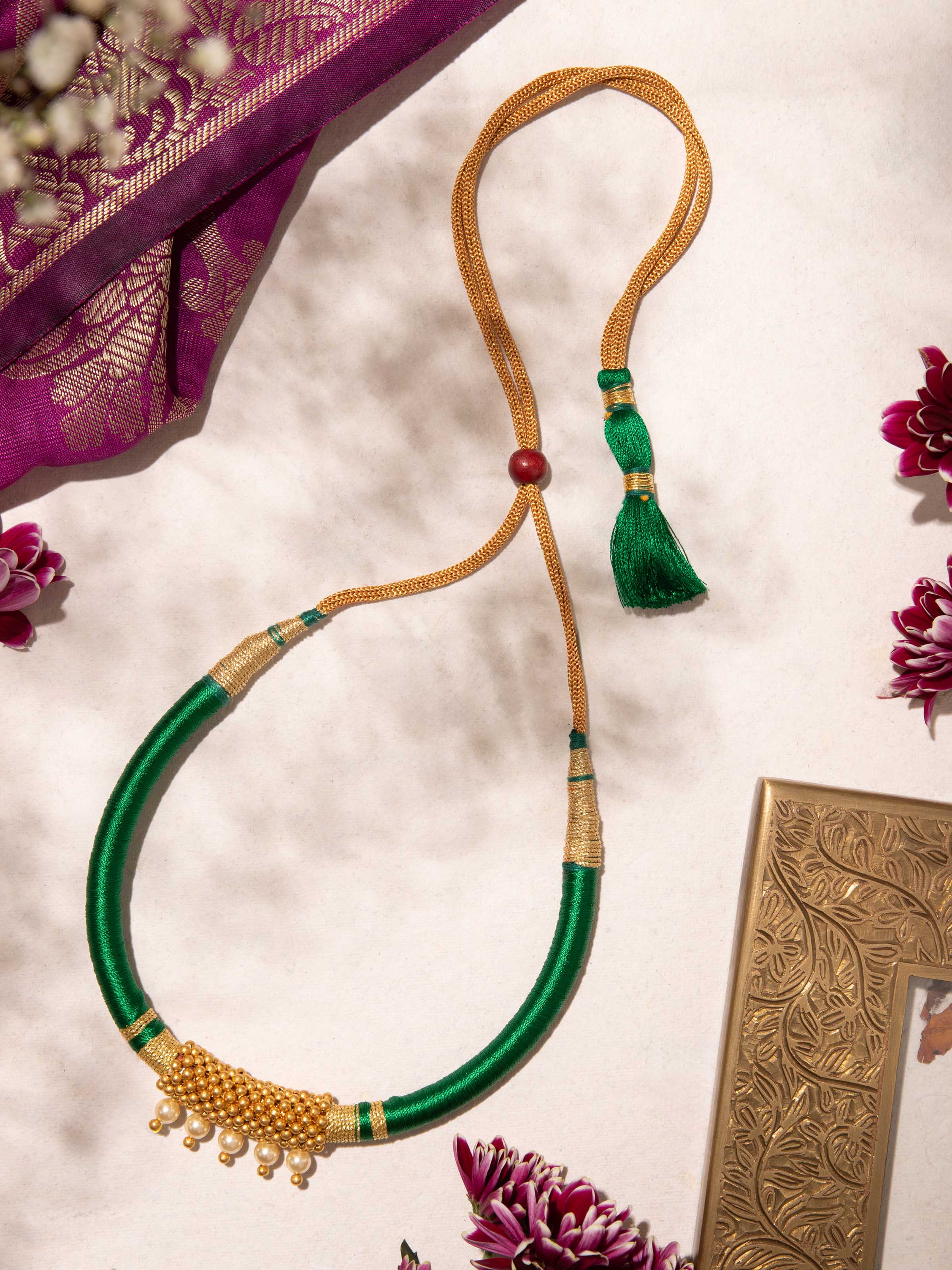 Thushi 22 karat collar necklace worn on neck – Swadesh