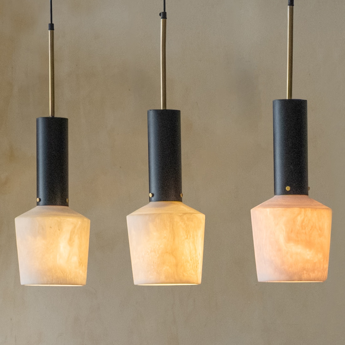 Orira Cluste rHandcrafted Hanging Lamp