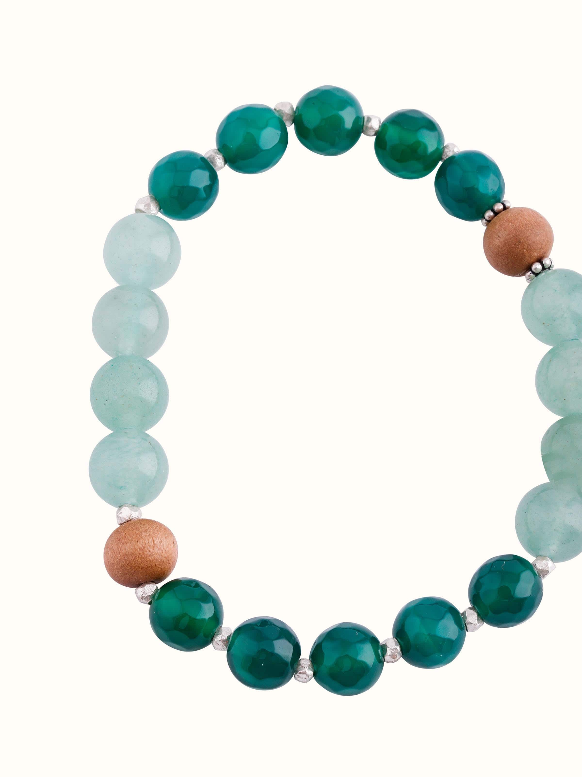 Top view of Green Aventurine & Onyx Bracelet focusing on color harmony and smooth gemstone texture
