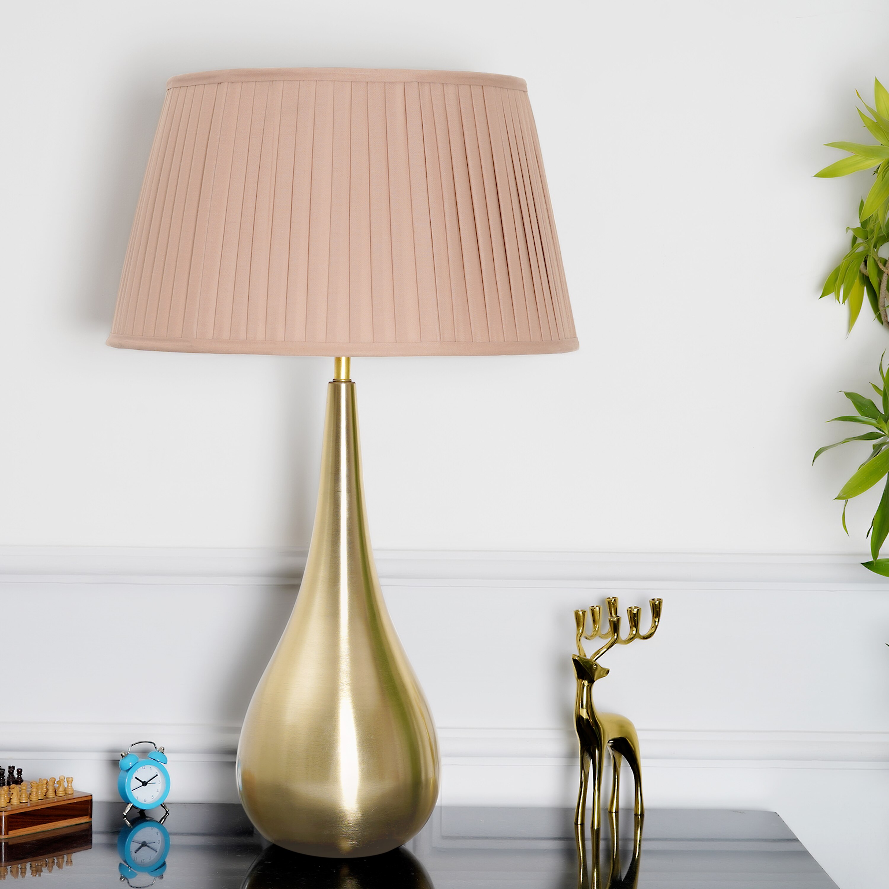 Ignatio Metal Table Lamp With Beige Cotton Shade
