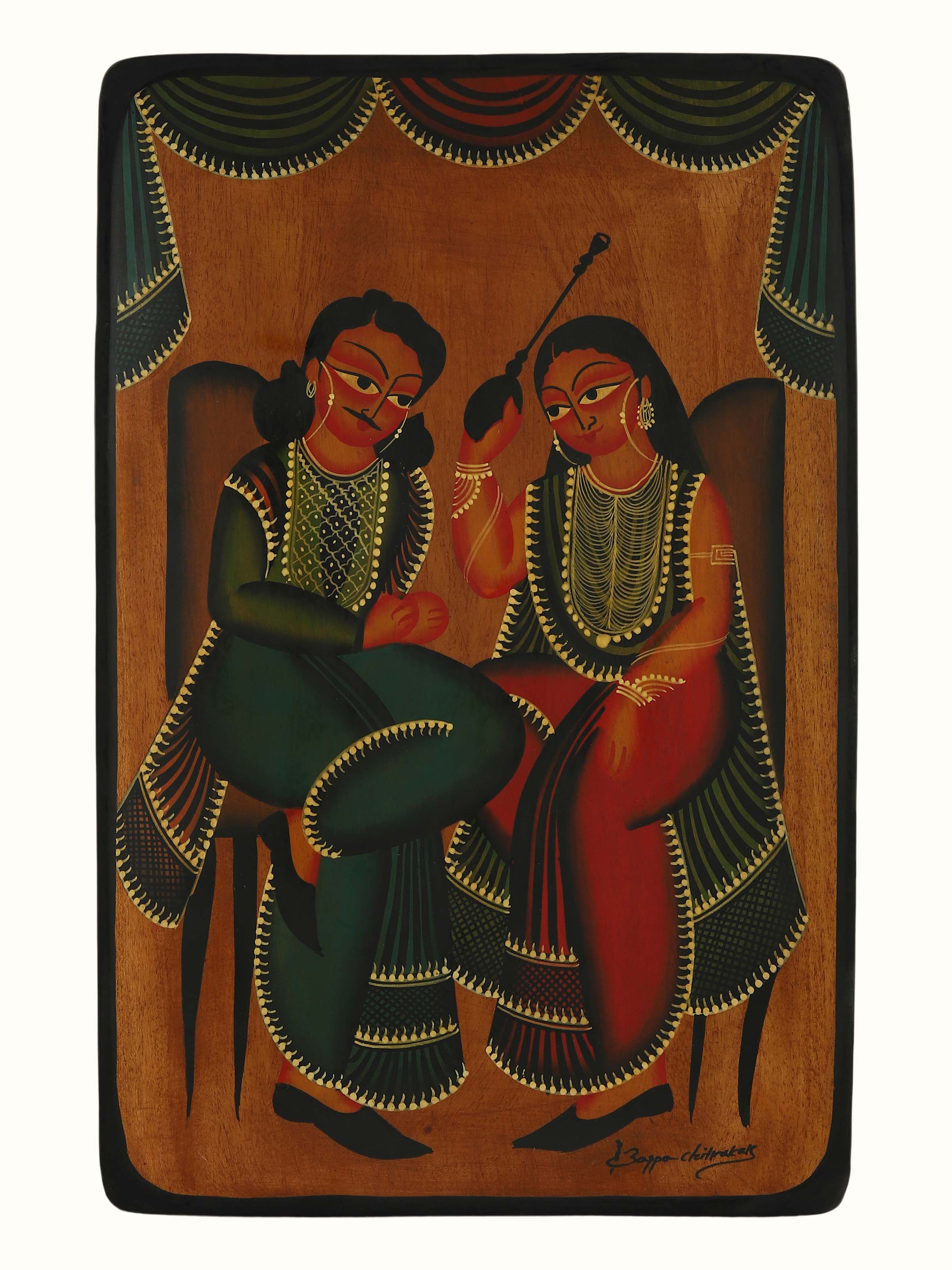 Front view of Babu Bibi Small Display Plate