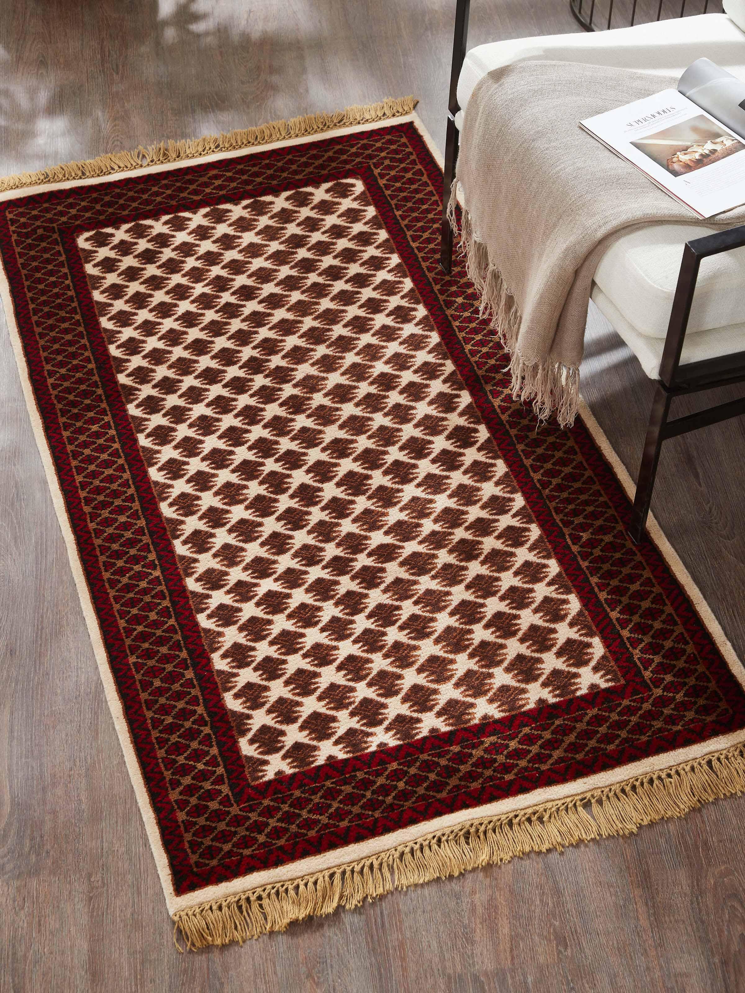 Traditional Lichi Beige Gwalior Wool Hand-Knotted Carpet