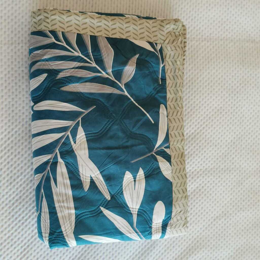 Threads Silky Touch Premium Super Soft Cozy  Single Bed Comforter 220 X 160 Cms