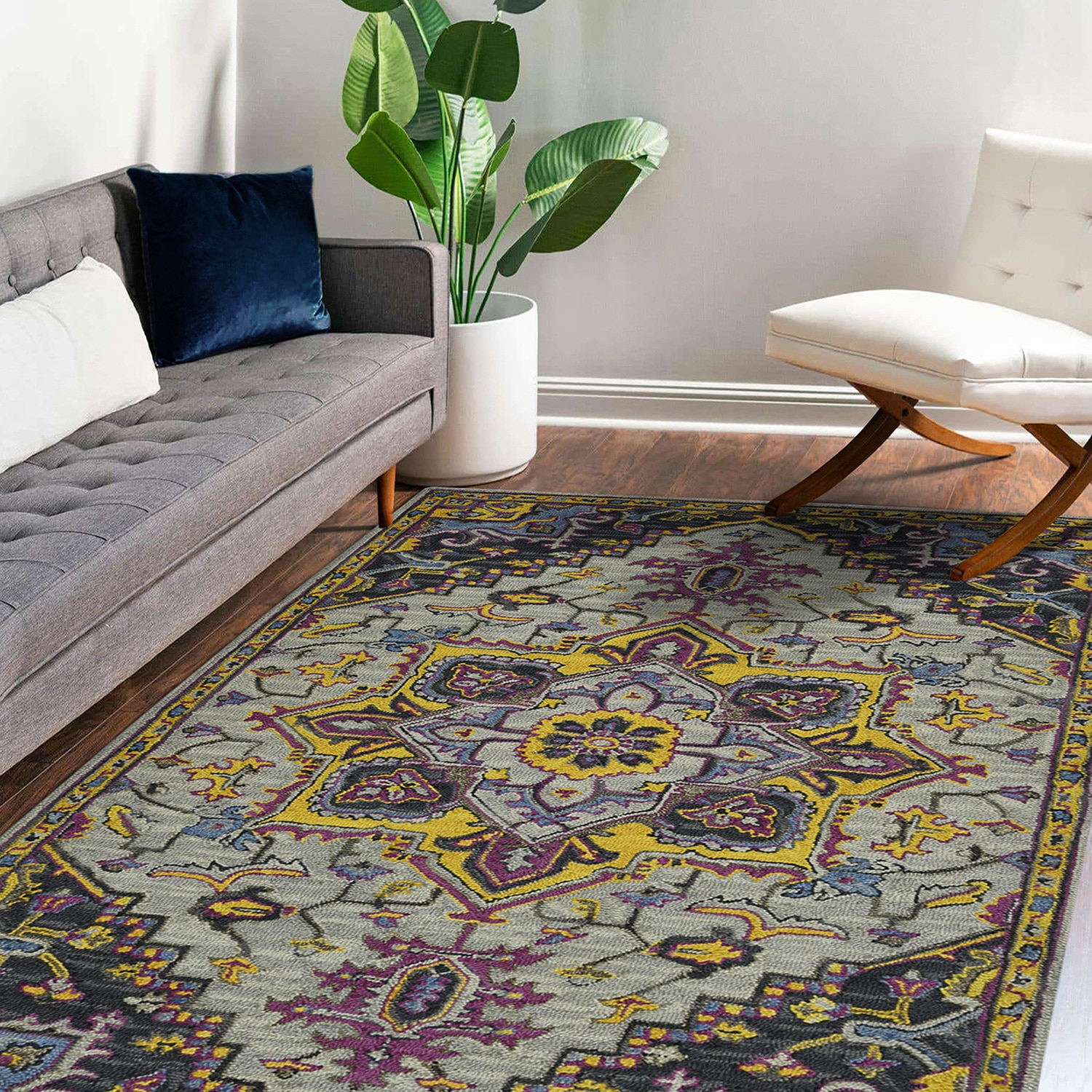 Lydia Ivory Solid Hand-Tufted Wool 8X5 Feet Carpet