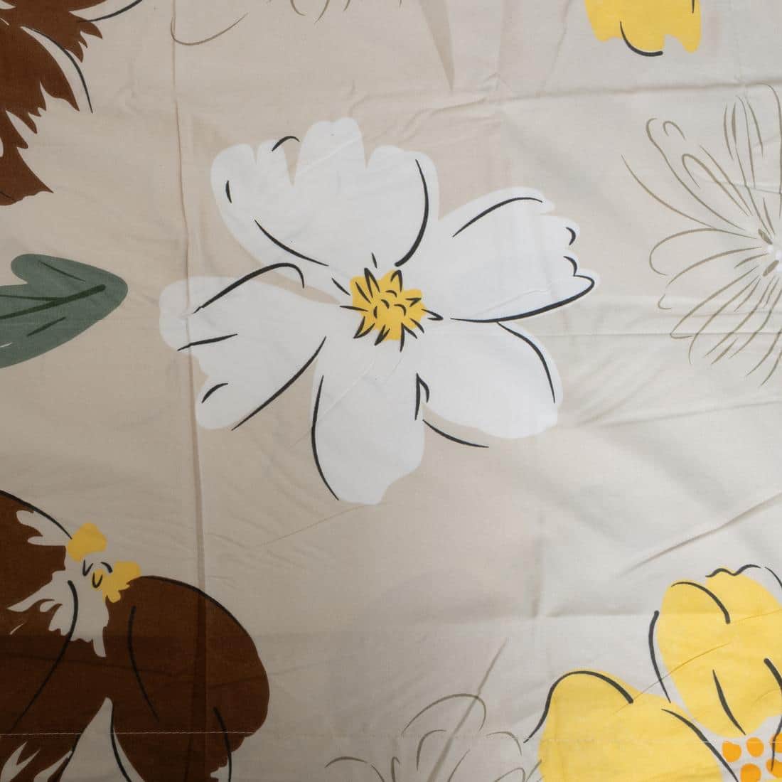 High Quality Cotton mix Double bed Fitted Bedsheets 275cmsx 275 cms ( Pillows 46 x 49 cms)