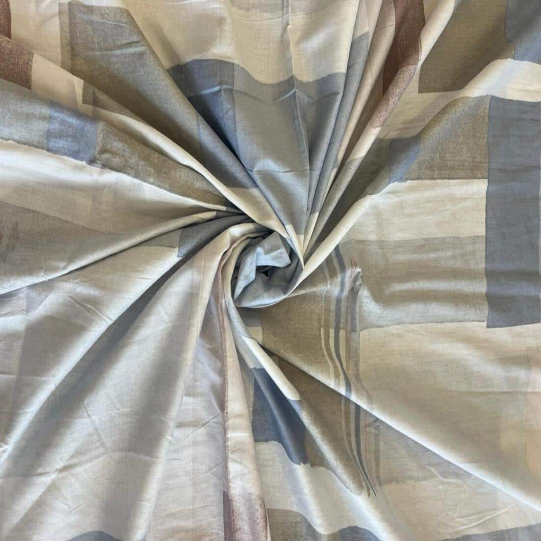 Threads Silky Touch Premium Super King Size Flat Bedsheet 275 x 275 cms