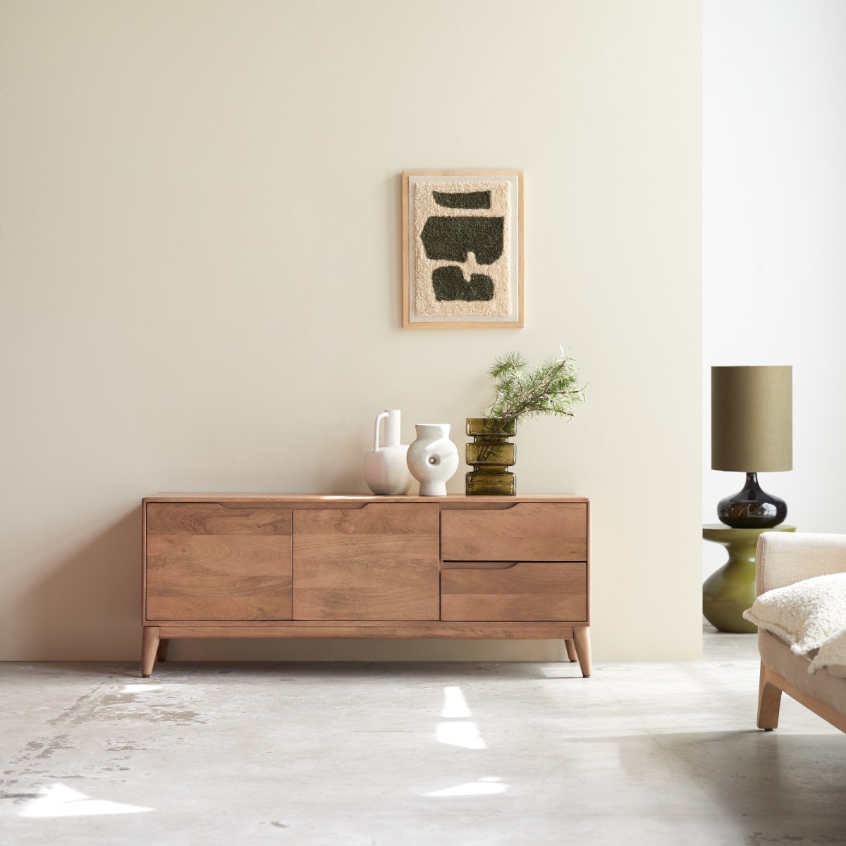 Gabrielle TV unit in solid mango wood 140 cm