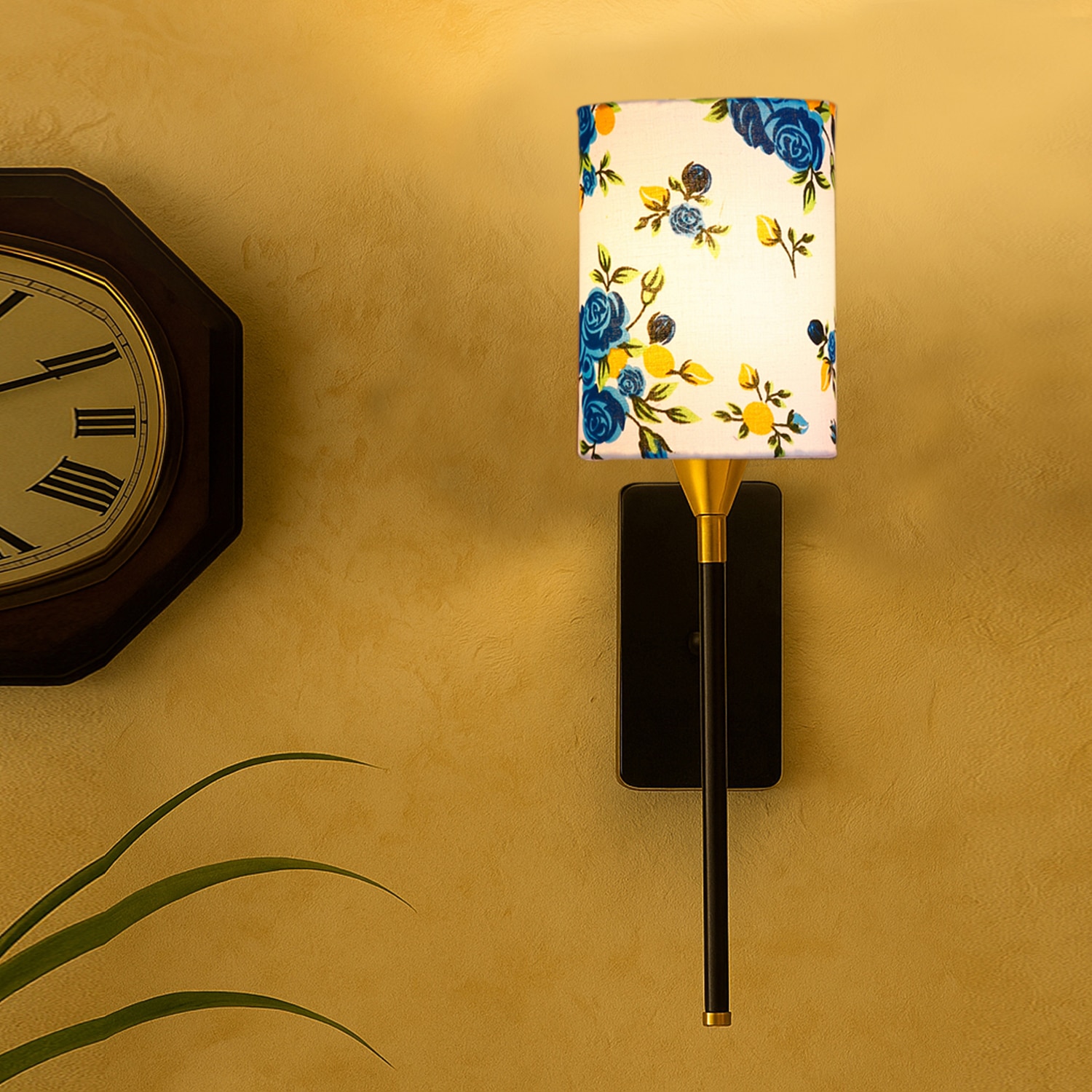 Devansh Metal Electric Wall Light in Black Colour with Multi Shade Count of 1 Light - Devansh