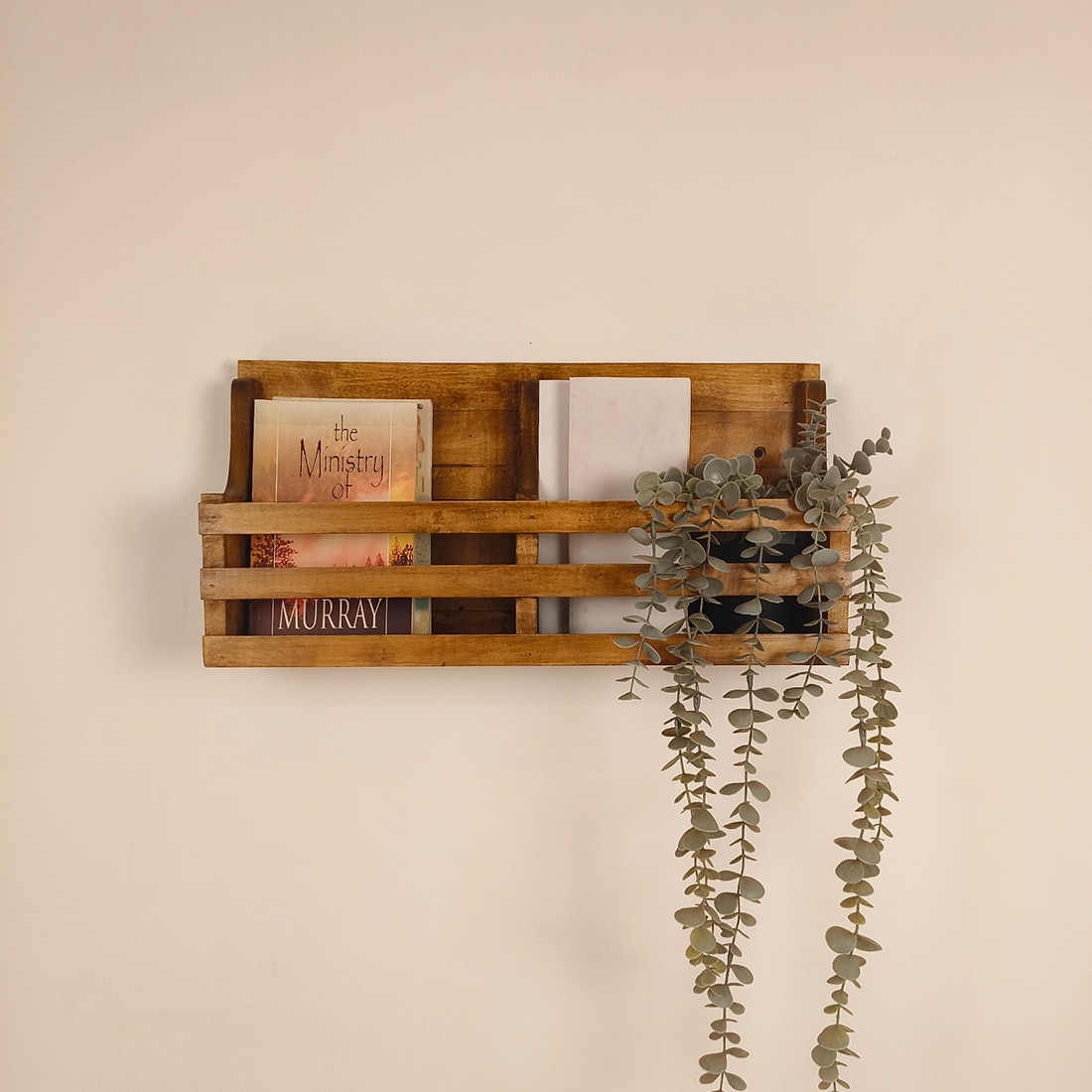 Norita Wooden Wall Shelf Organiser With Key Holders