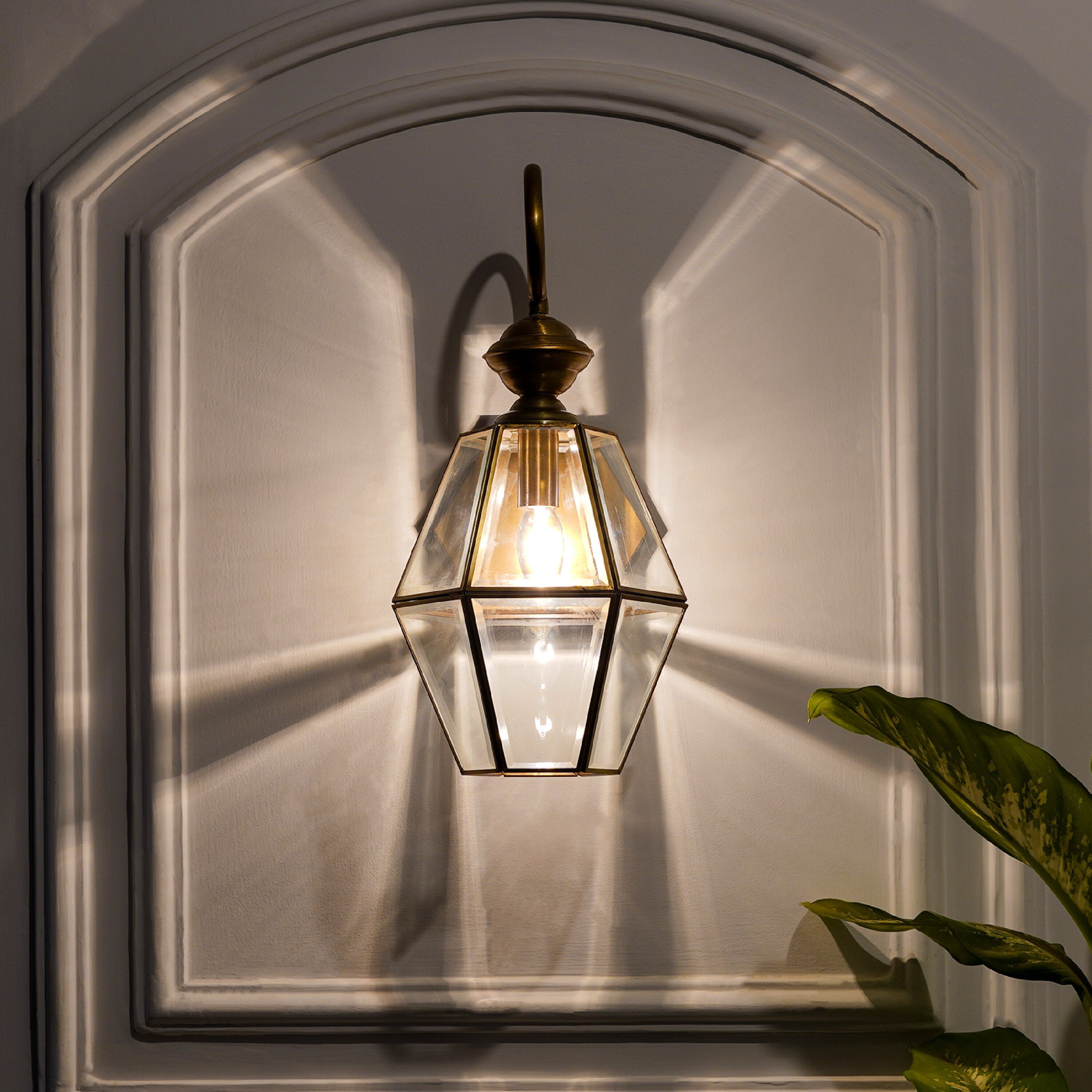 Guildhall Single Arm Wall Light in Brass Finish