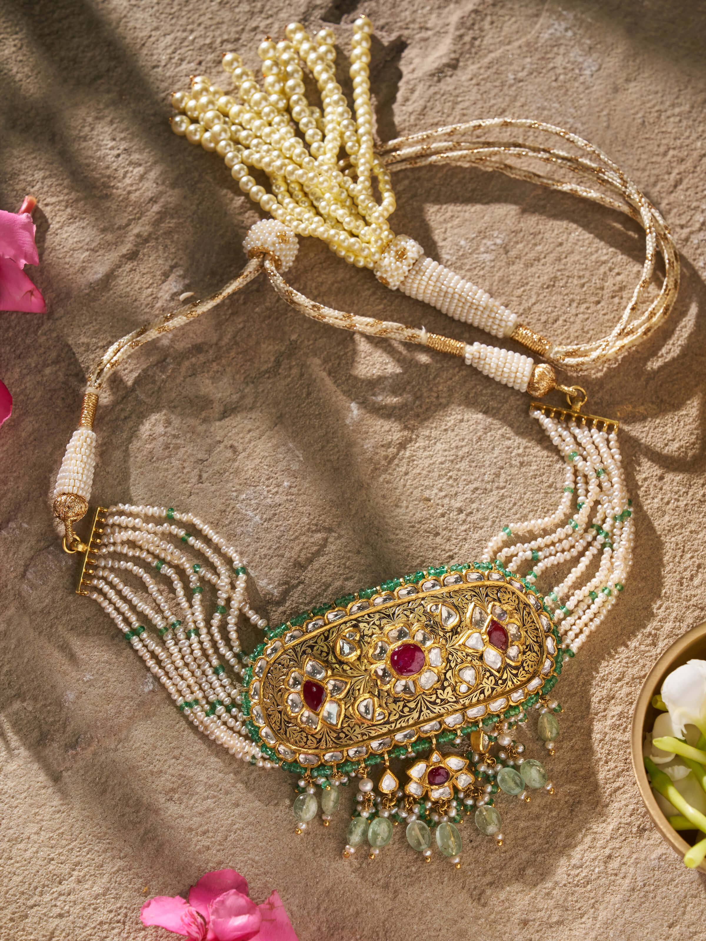 Detailed view of Partash 18 Karat gold choker styled on neck, showcasing its curved shape and detailed goldwork."