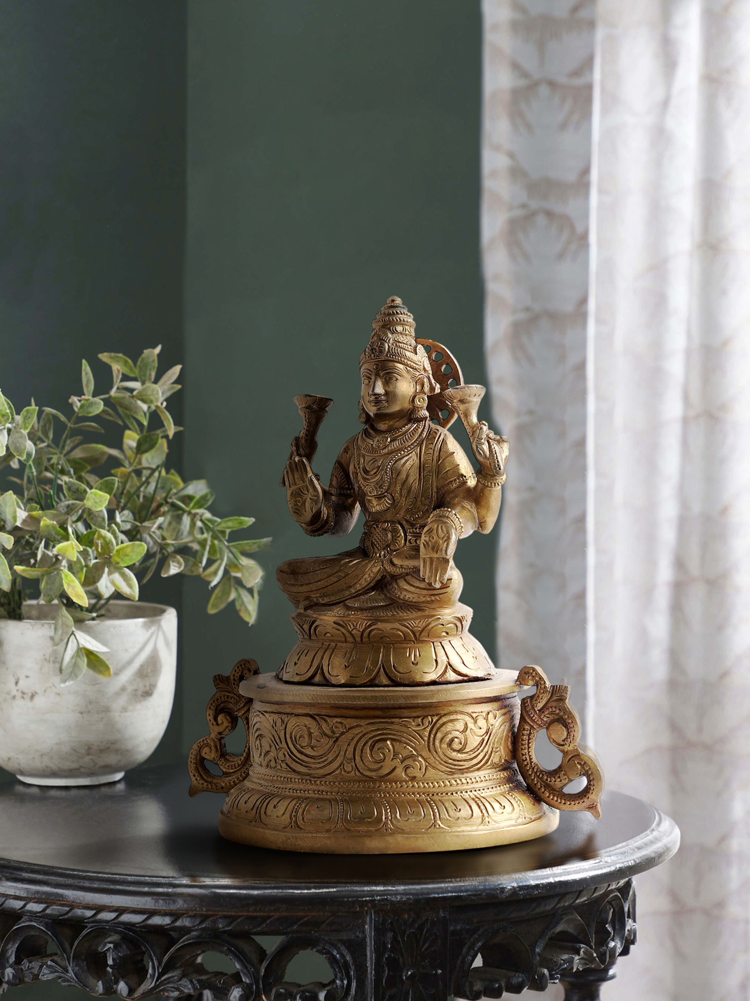Bronze Cast Décor Lakshmi Idol