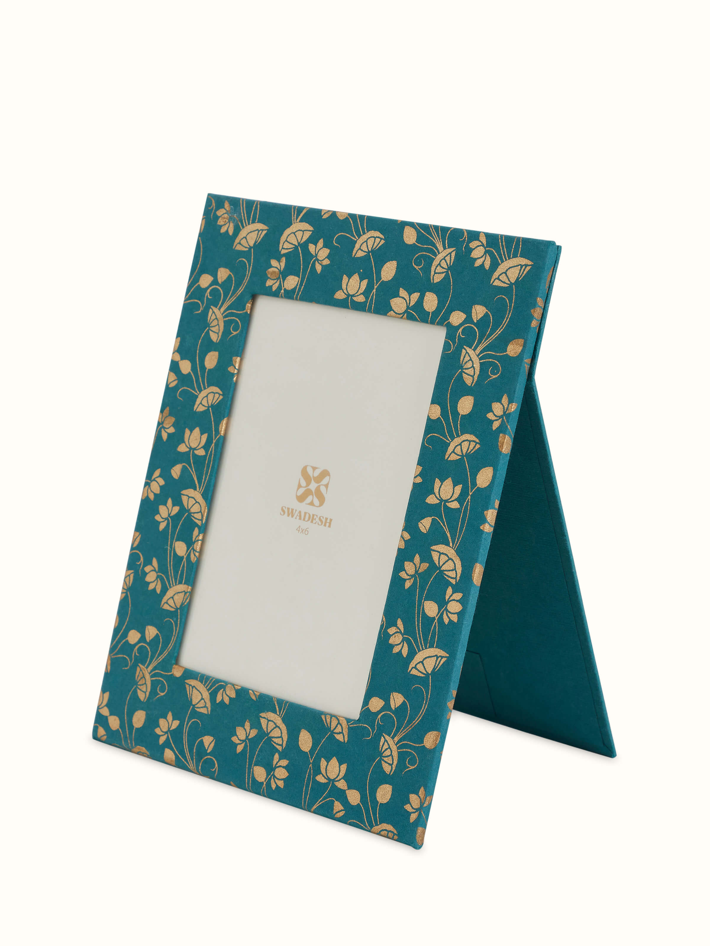 Angled view of Handmade Paper Photo Frame