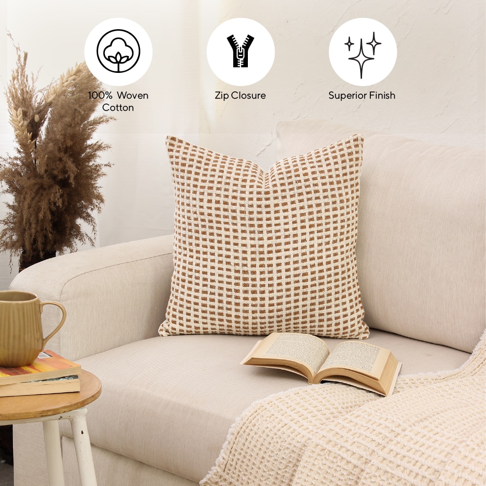 Girnar Set Of 2 Cushion Covers With Brown Colour