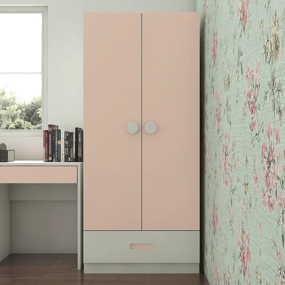 Reyna Wardrobe