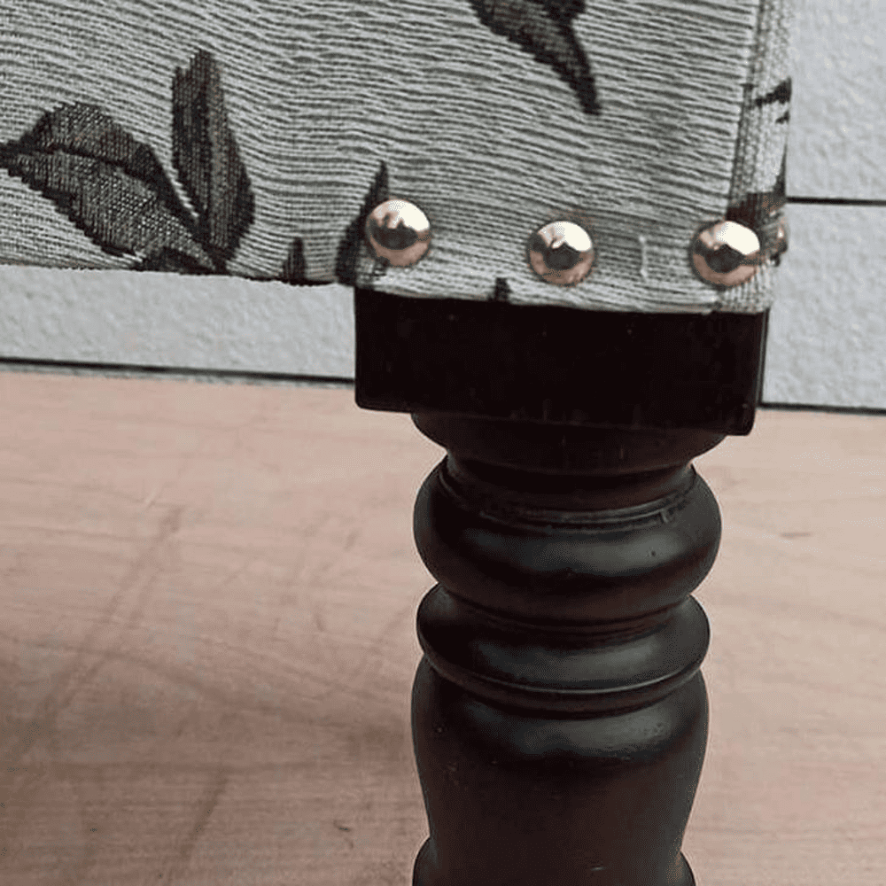 Ivaan Bench
