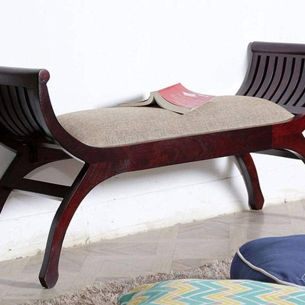 Amira Lotus Bench
