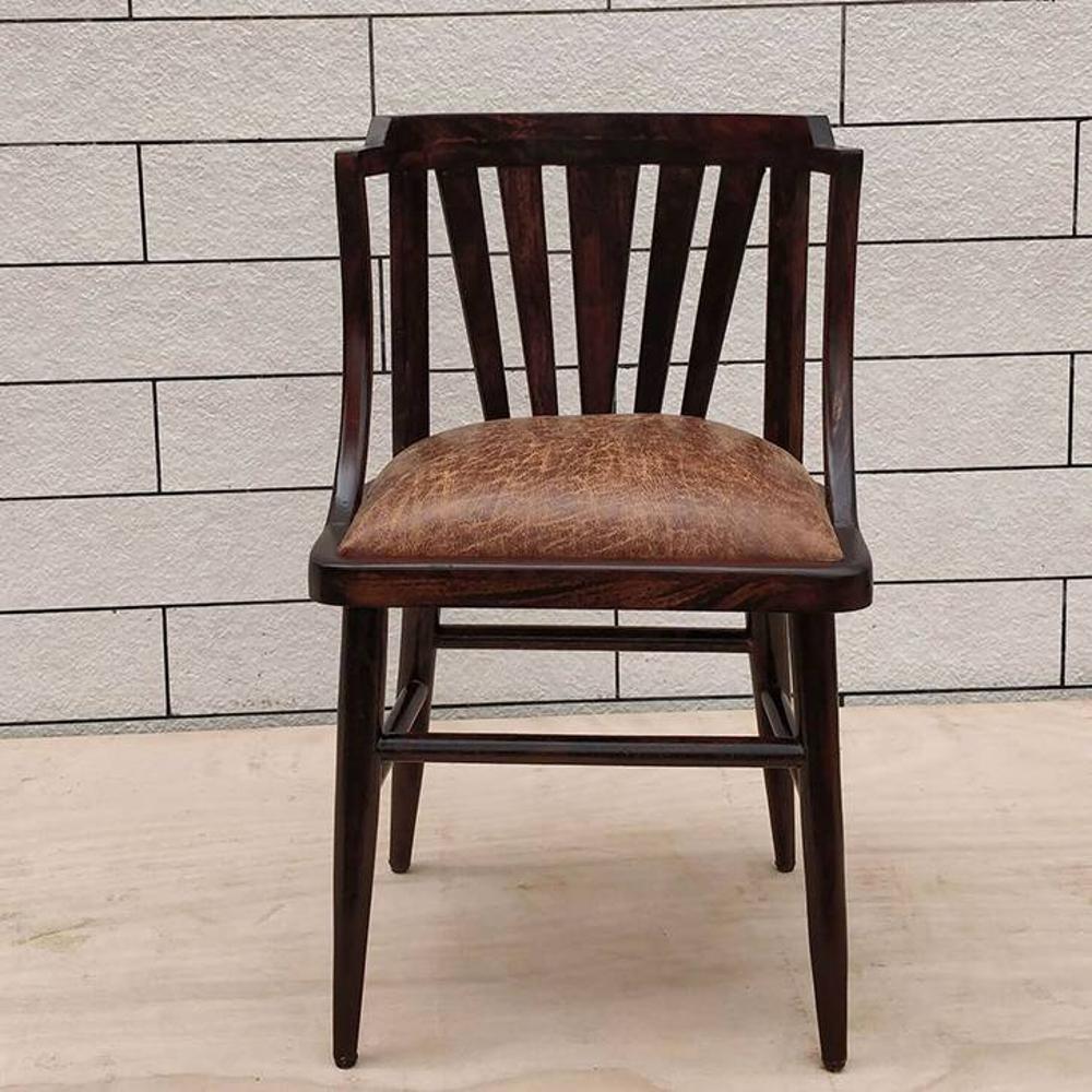 Farhan Study Chair