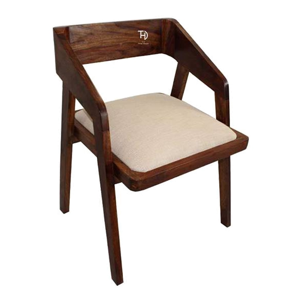 Loria Chair