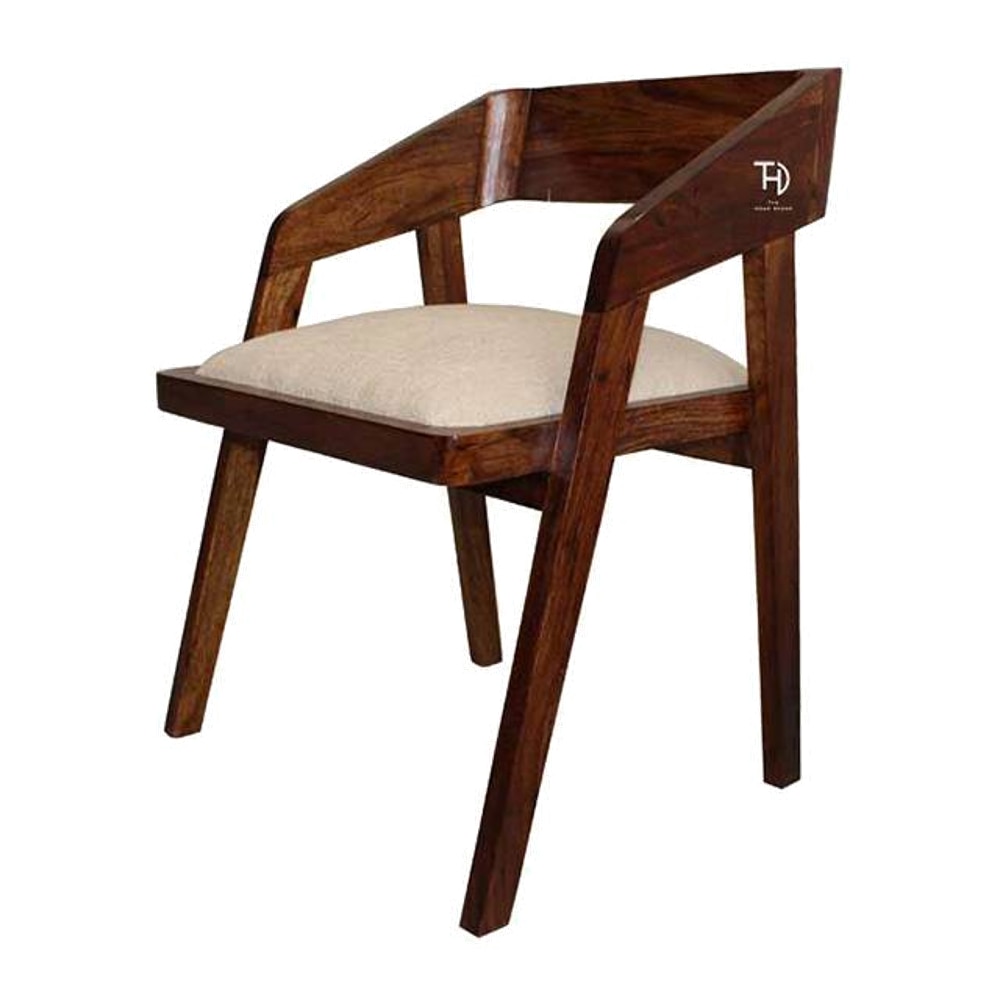 Loria Chair