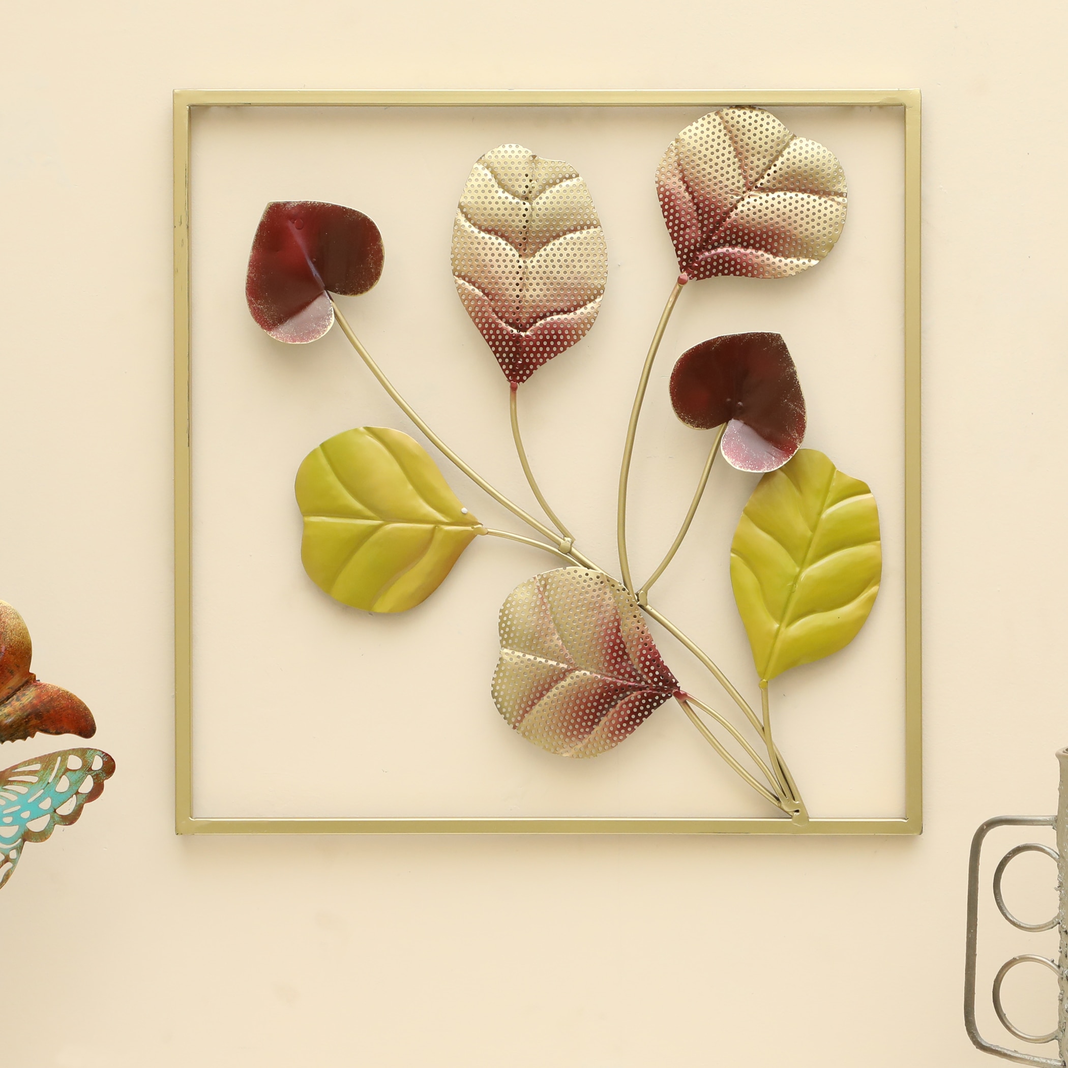 W-Aarna Abstract Metal Wall Decor in Multicolor Set of 1 - Vedas Exports