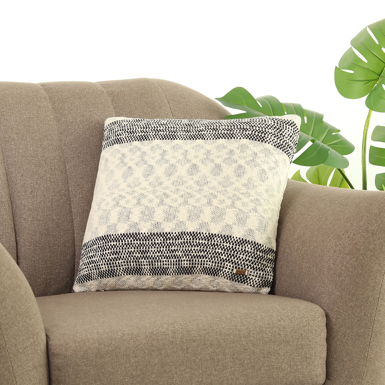 Sober Black  And Natural Knitted Cushion Cover  16X16 Inches - Pluchi