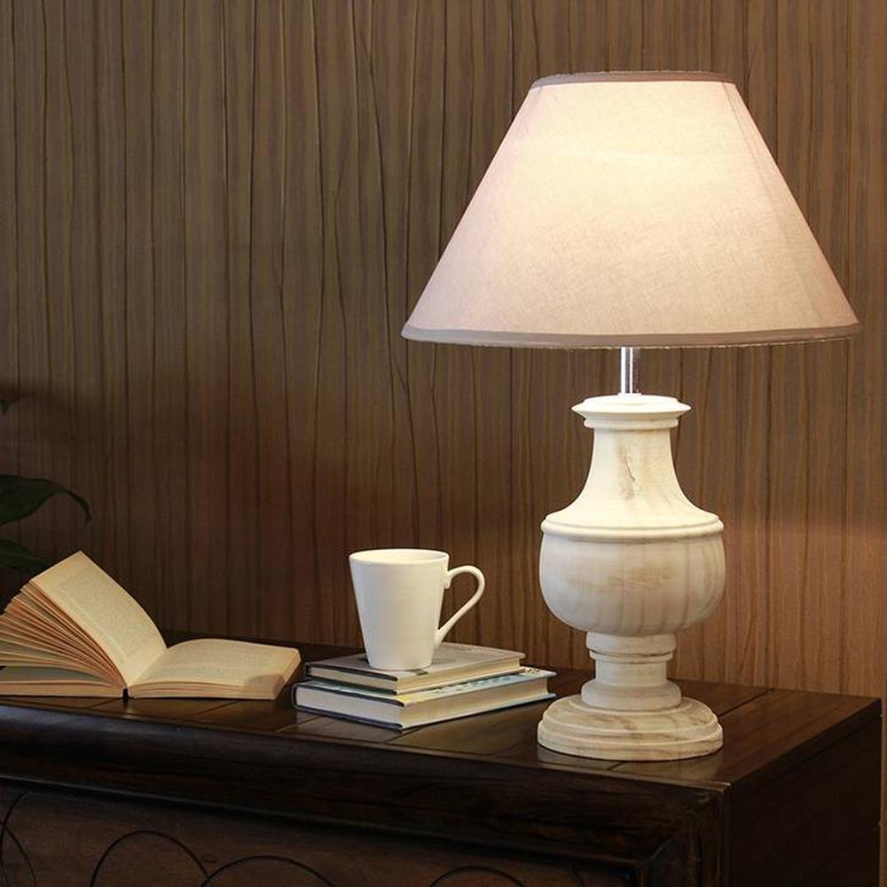 Garland Table Lamp